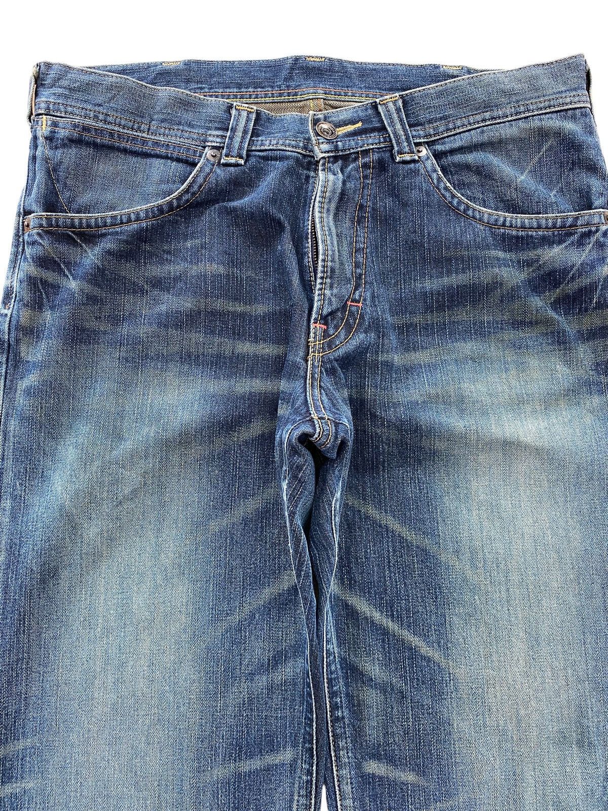 Wrangler Wrangler Faded Blue Wash Whiskered Straight Leg Style Jeans Size US 36 / EU 52 - 2 Thumbnail