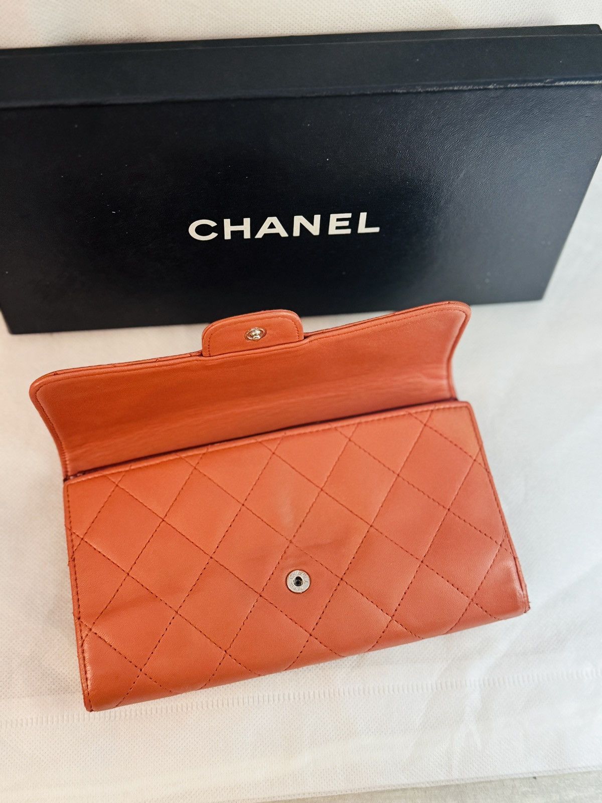 Chanel AUTHENTIC Chanel Timeless/classique Long Flap Quilted Wallet Size ONE SIZE - 20 Thumbnail