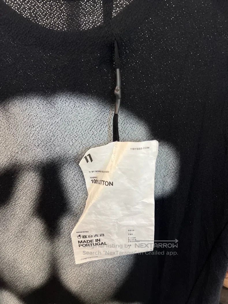 Boris Bidjan Saberi Boris Bidjan Saberi Pure cotton grid middle finger mosaic Size US XS / EU 42 / 0 - 6 Thumbnail