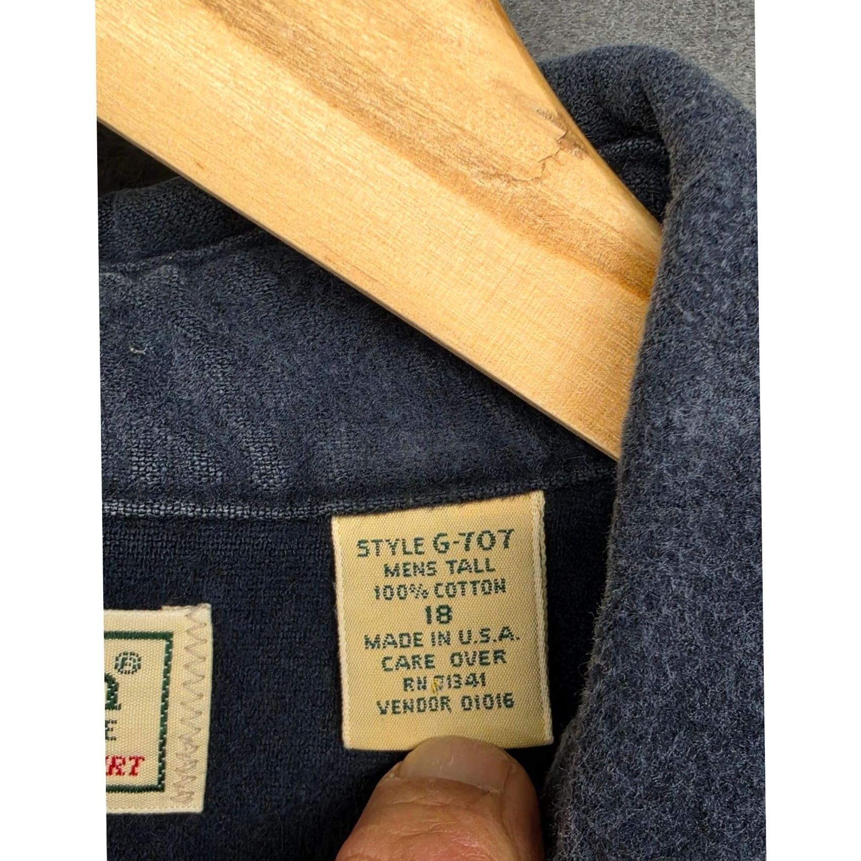 Vintage VINTAGE LL Bean Chamois Shirt Mens 2XLT Blue Flannel Button Up Outdoor Workwear Mens 2XLT Blue Flannel Shirt Size US XXL / EU 58 / 5 - 4 Thumbnail