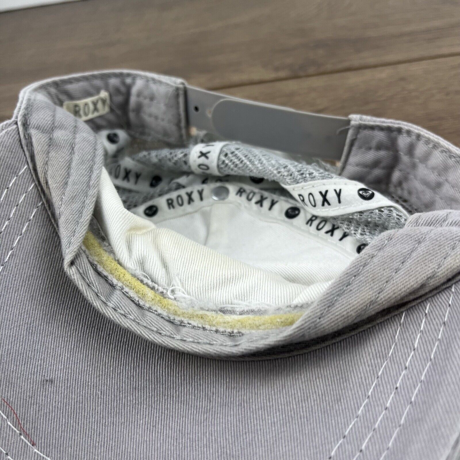 Other Roxy Gray Hat ROXY Adjustable Hat White Adjustable Hat White Size ONE SIZE - 13 Thumbnail
