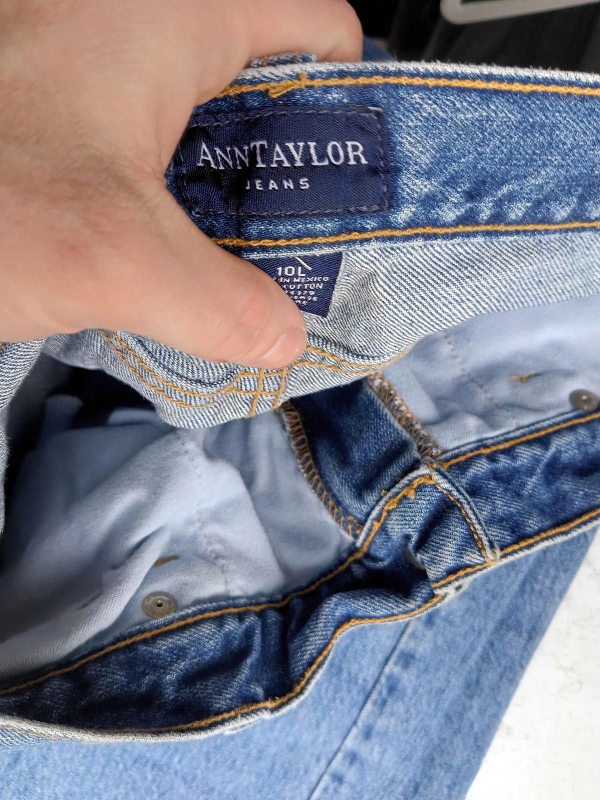 Ann Taylor Ann Taylor High-Waisted Flared Jeans Size 32" / US 10 / IT 46 - 5 Thumbnail