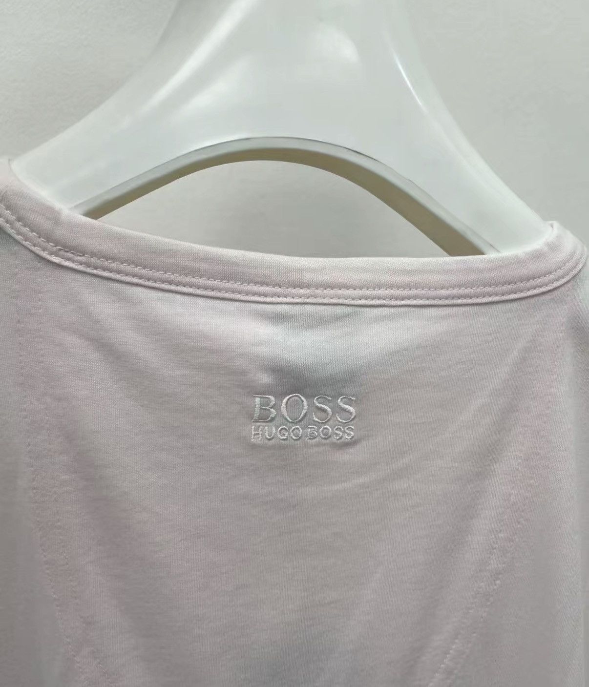 Hugo Boss HUGO BOSS 100% Cotton Embroidered Short Sleeve T-shirt J30 Size US S / EU 44-46 / 1 - 5 Thumbnail