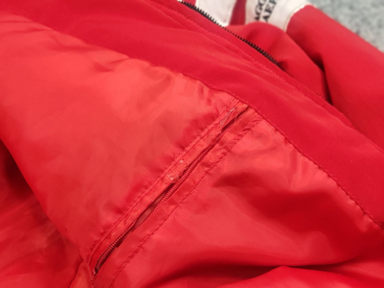 NASCAR Vintage Ferrari Red All logo Racing Bomber Jacket Y2K Style Size US M / EU 48-50 / 2 - 19 Thumbnail
