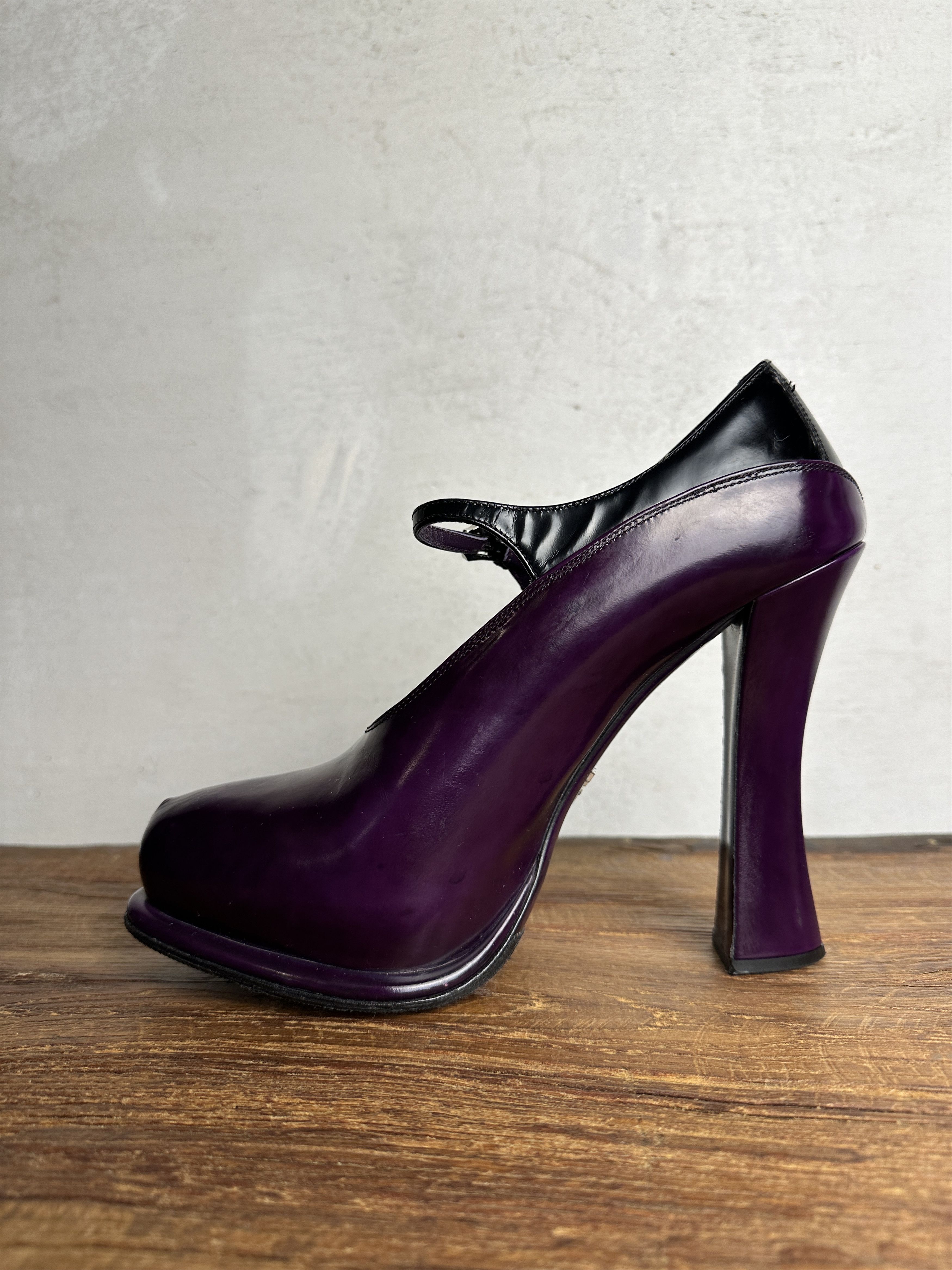 Prada FW12 Runway Purple Patent Leather Mary Jane Heels
