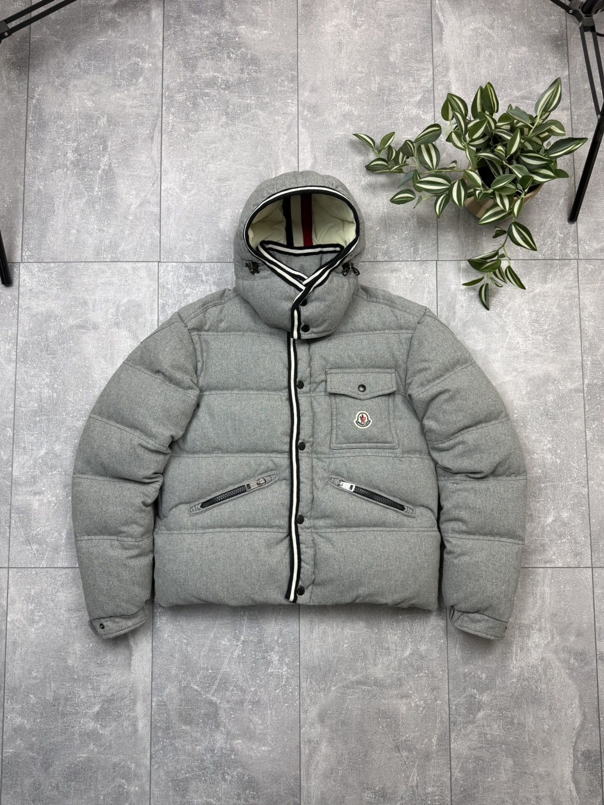 MONCLER ブランソン 中古・古着通販】MONCLER (モンクレール) ダウンジャケット ブランソン