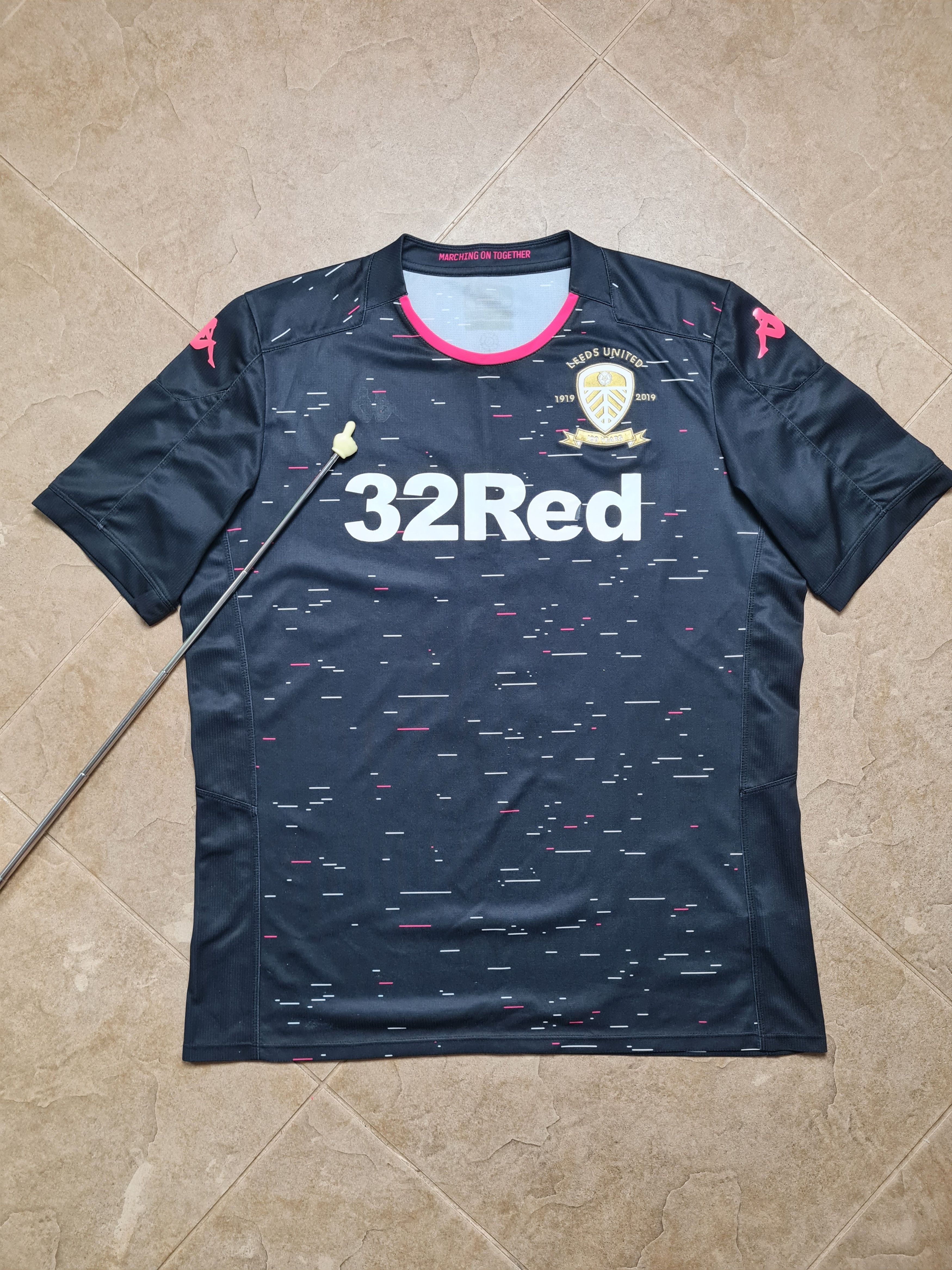 Kappa LEEDS UNITED 2019 2020 AWAY FOOTBALL SHIRT SOCCER KAPPA Size US XL / EU 56 / 4 - 1 Thumbnail