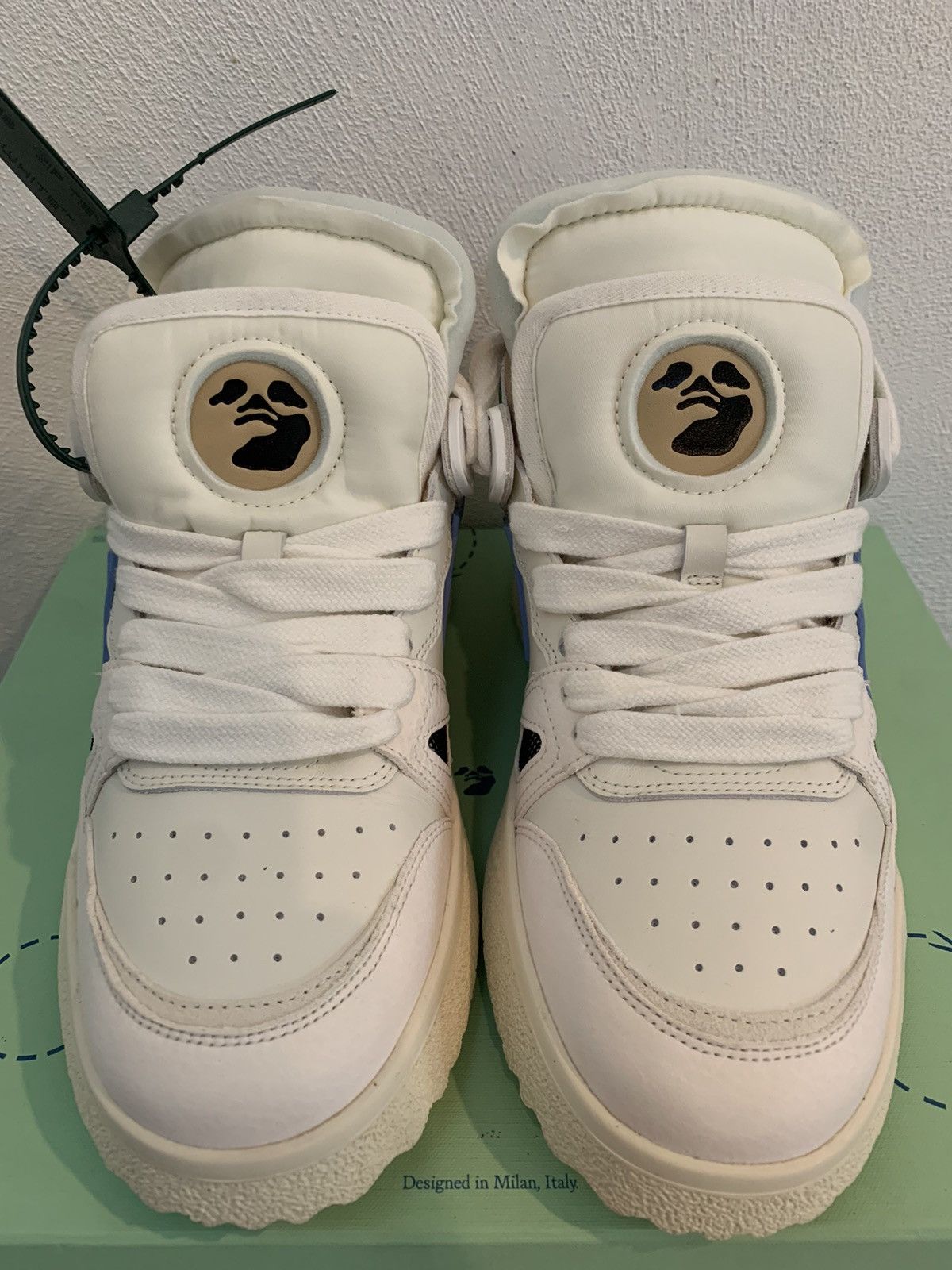 Off-White Off-White MidTop Sponge SNKRS Pristine Size US 7 / EU 40 - 9 Thumbnail