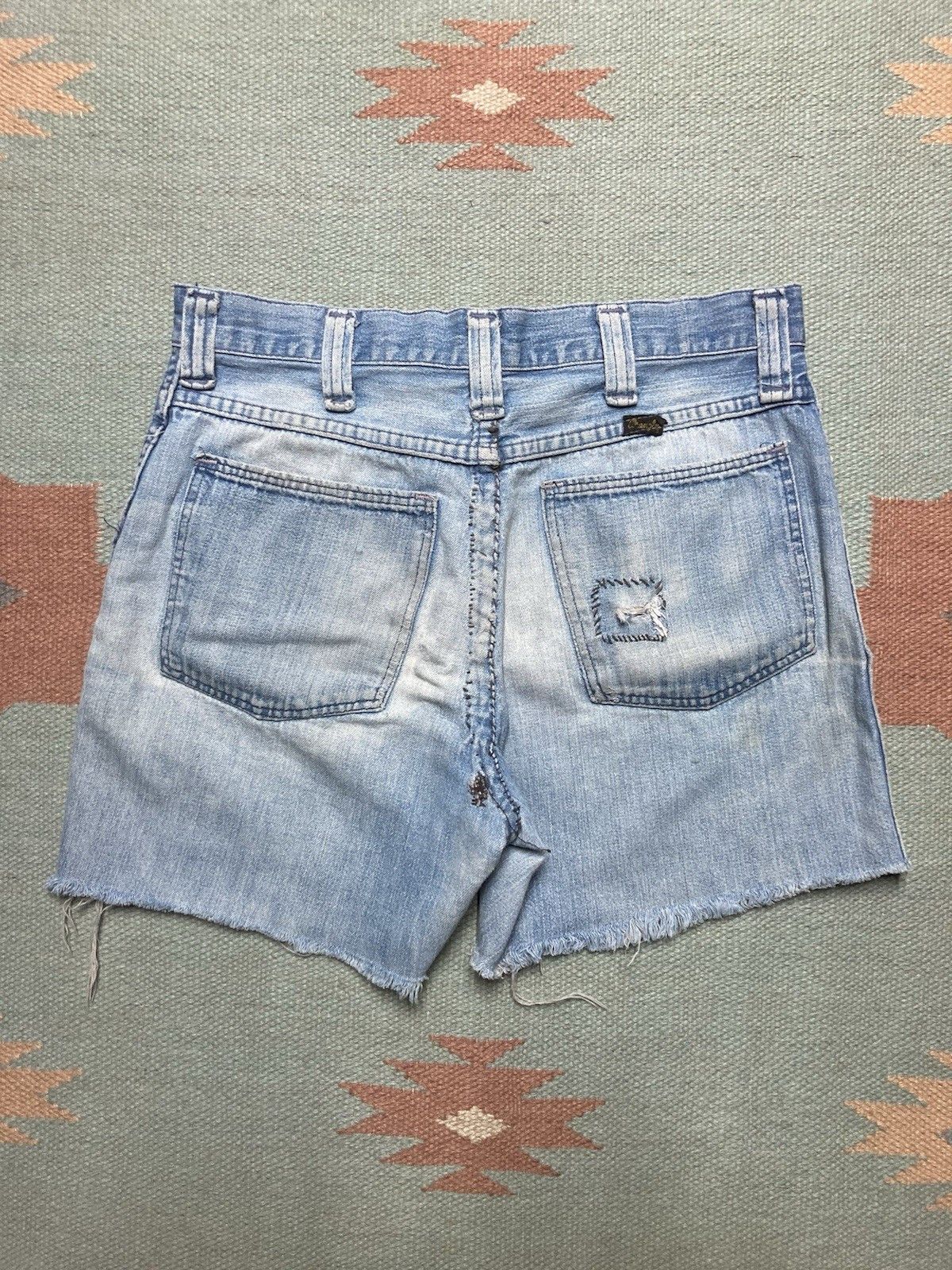 Vintage × Wrangler 70s wrangler jeans shorts jorts daisy dukes repair faded 29 Size 29" - 8 Thumbnail
