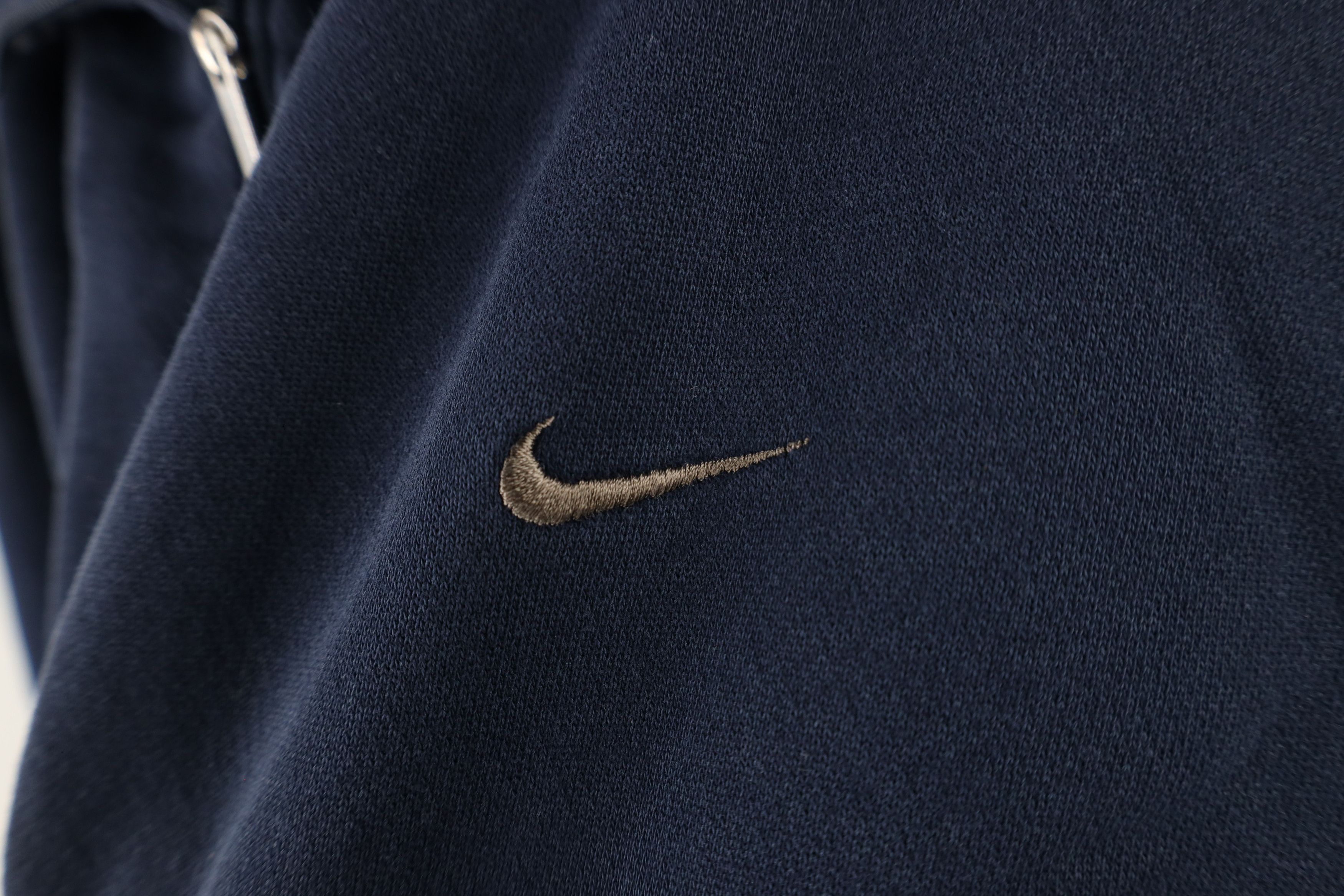 Nike × Vintage Vintage Nike Golf Mini Swoosh Half Zip Pullover Sweatshirt Size US XL / EU 56 / 4 - 4 Thumbnail