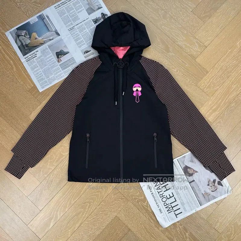 Other Fendi Black Women's Jacket with Hood . Size M / US 6-8 / IT 42-44 - 1 Thumbnail