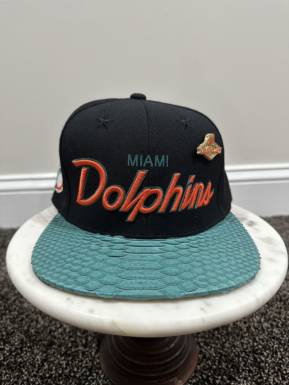 Just Don Just Don Mitchell & Ness NFL Miami Dolphins Black/Green Hat Size ONE SIZE - 1 Thumbnail