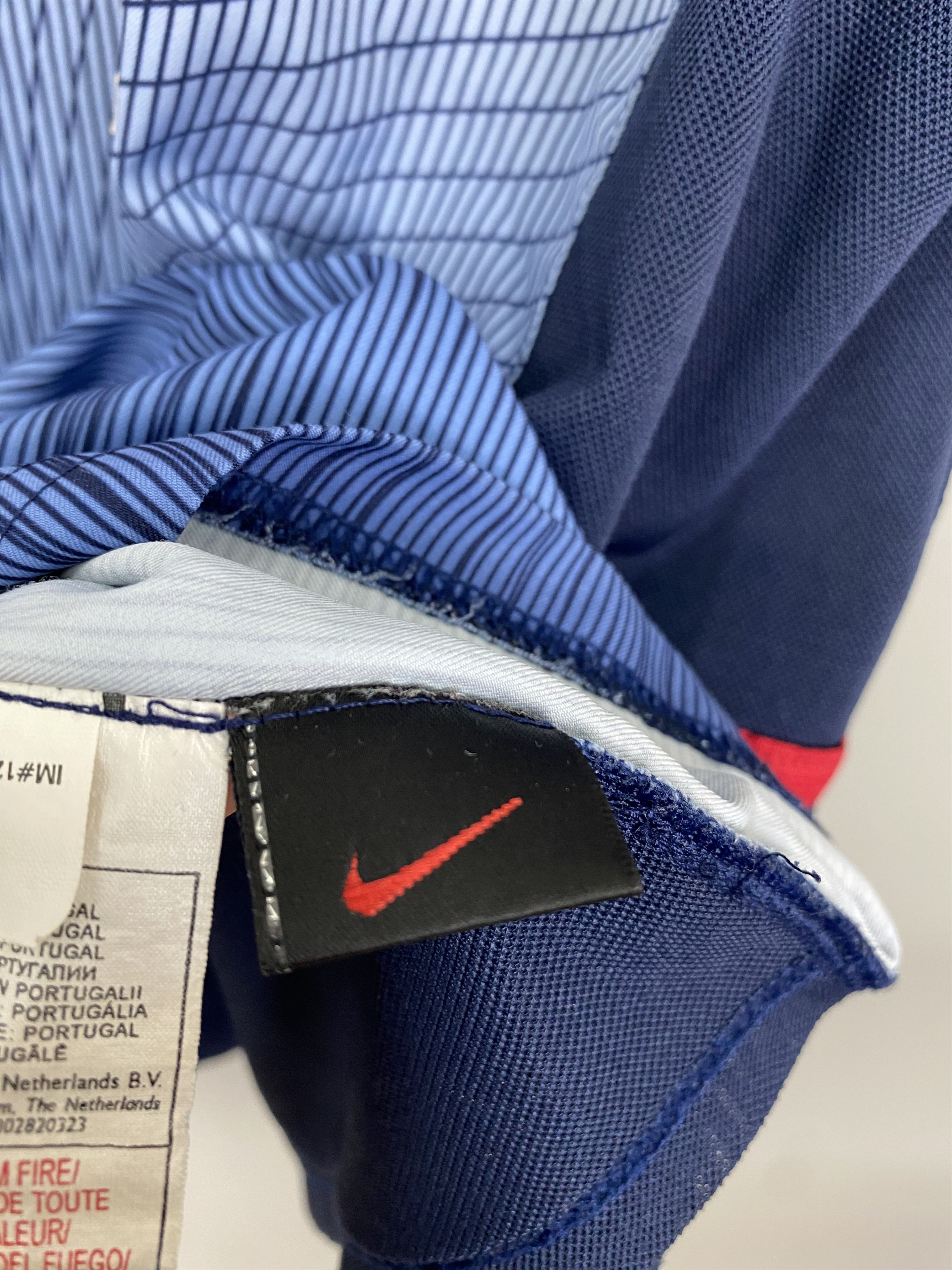 Nike Vintage Nike ARSENAL FC LJUNGBERG 8 2002/03 Away Football Size US S / EU 44-46 / 1 - 11 Thumbnail