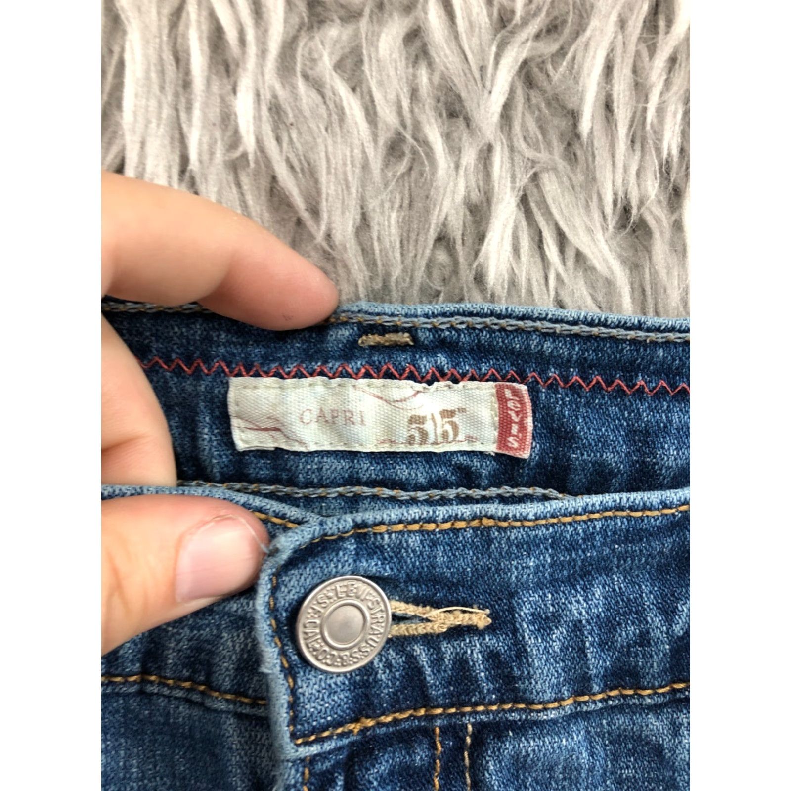 Levi's Levi's 515 Capri Jeans Size 8 Womens Medium Wash Blue Regular 5-Pocket Denim Cotton Belt Loops Mens Womens Boys Girls Size 30" / US 8 / IT 44 - 7 Thumbnail