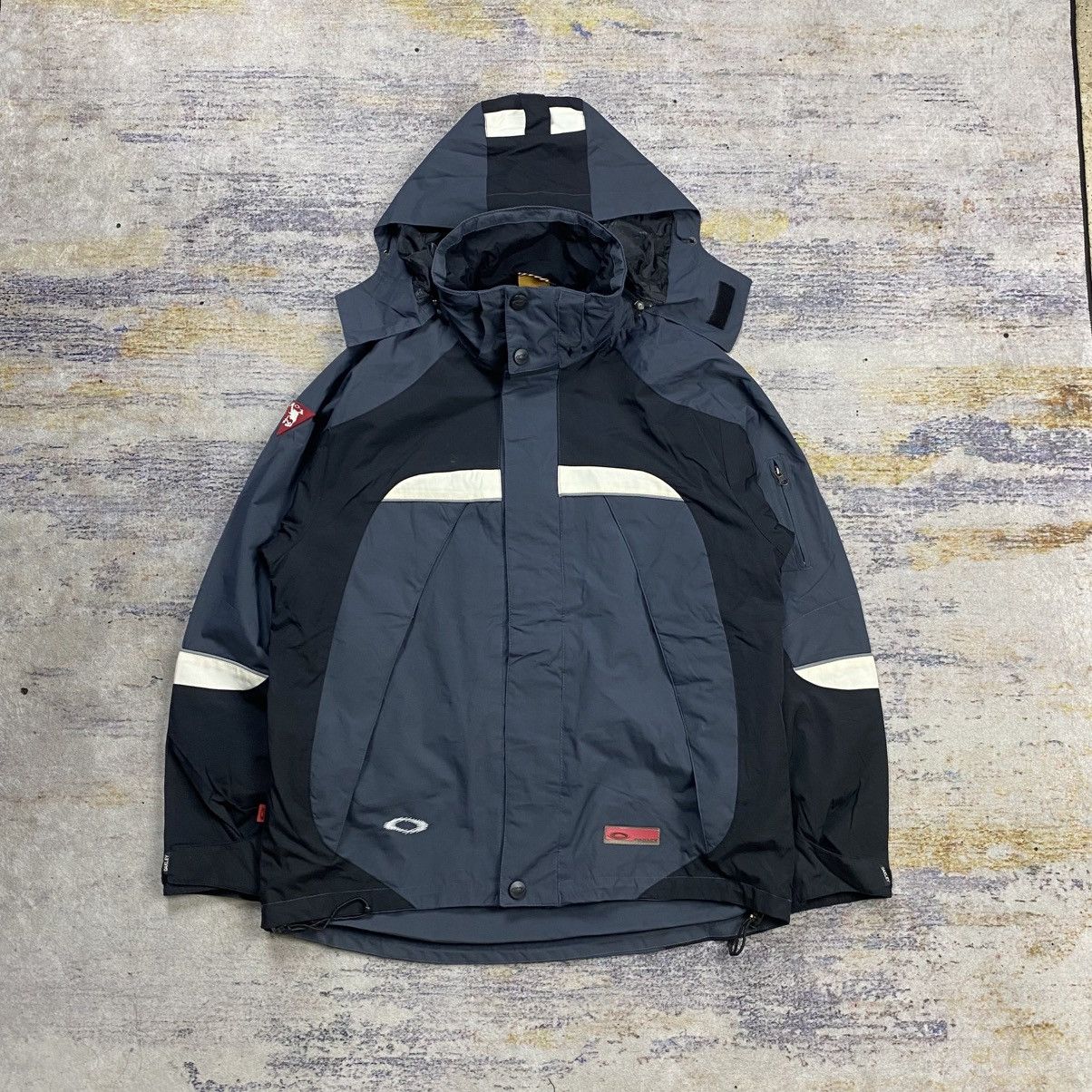 Oakley Oakley snowboard jacket Size US M / EU 48-50 / 2 - 2 Thumbnail