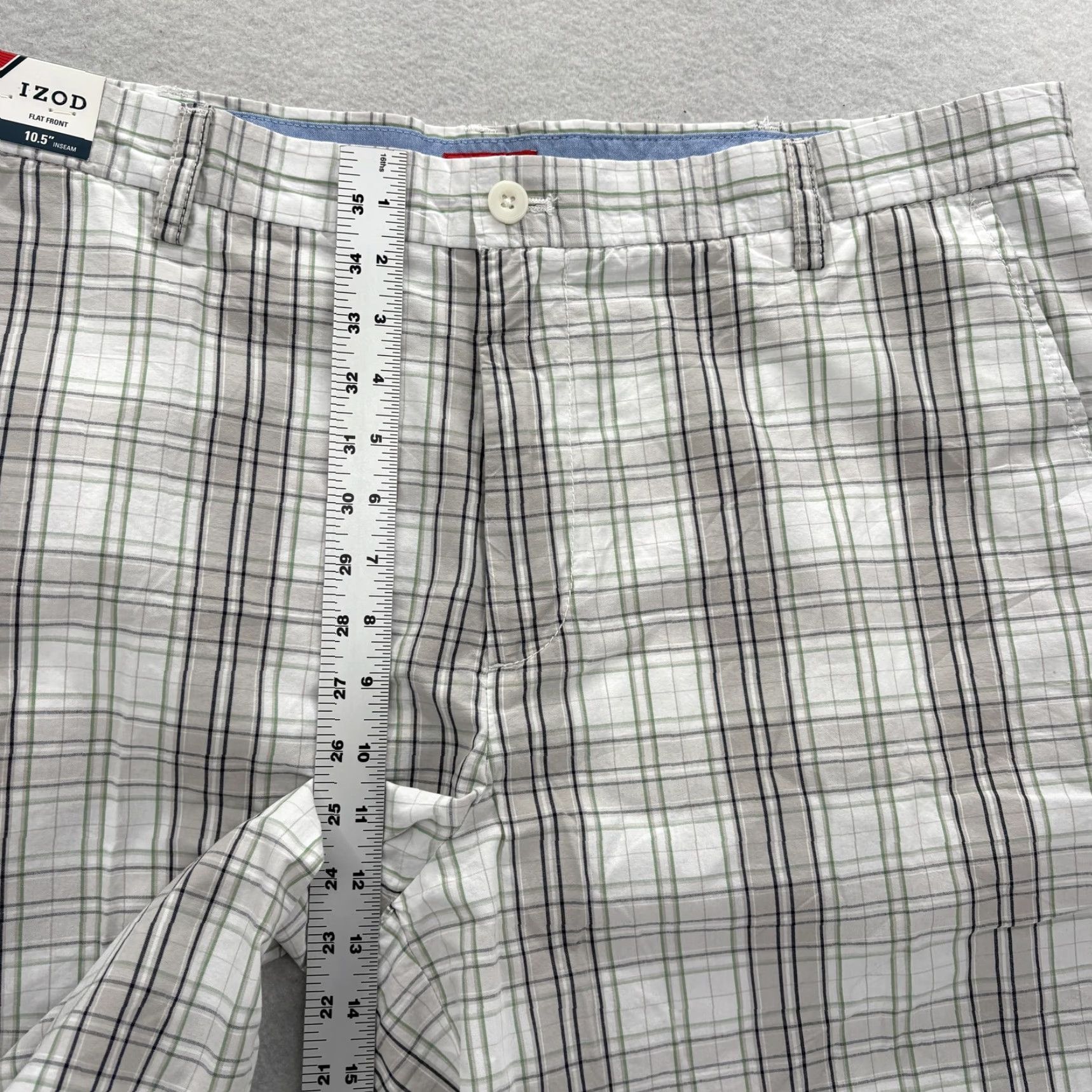Izod VINTAGE IZOD Portsmith Plaid Shorts Mens 40 White Flat Front 10.5" High Rise Chino NWT Size US 40 / EU 56 - 7 Thumbnail