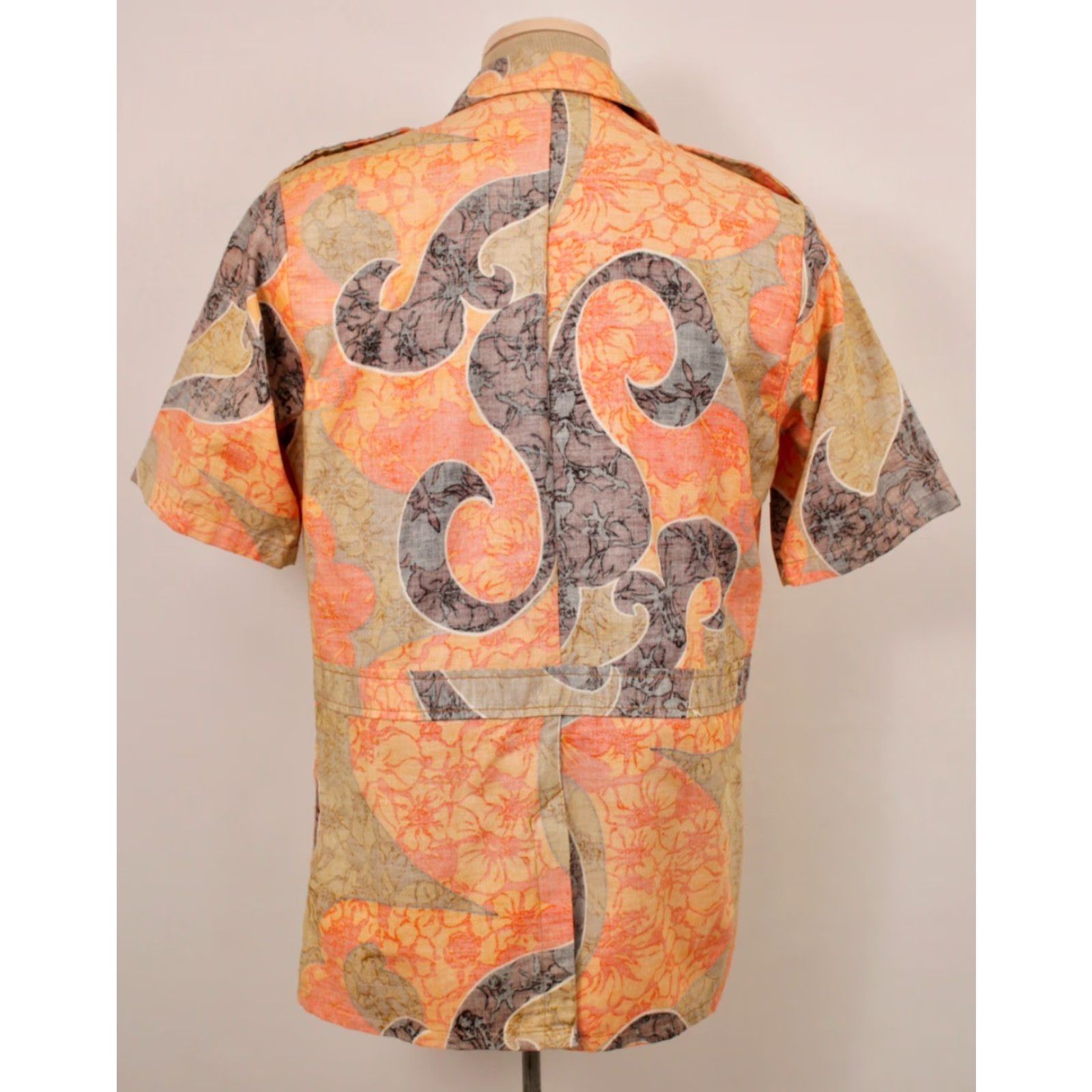 Paradise VINTAGE Barefoot in Paradise Hawaiian Shirt Men’s 60s 70s 1960s Short Sleeve M Orange Cotton Casual 43 29 Size US M / EU 48-50 / 2 - 2 Thumbnail