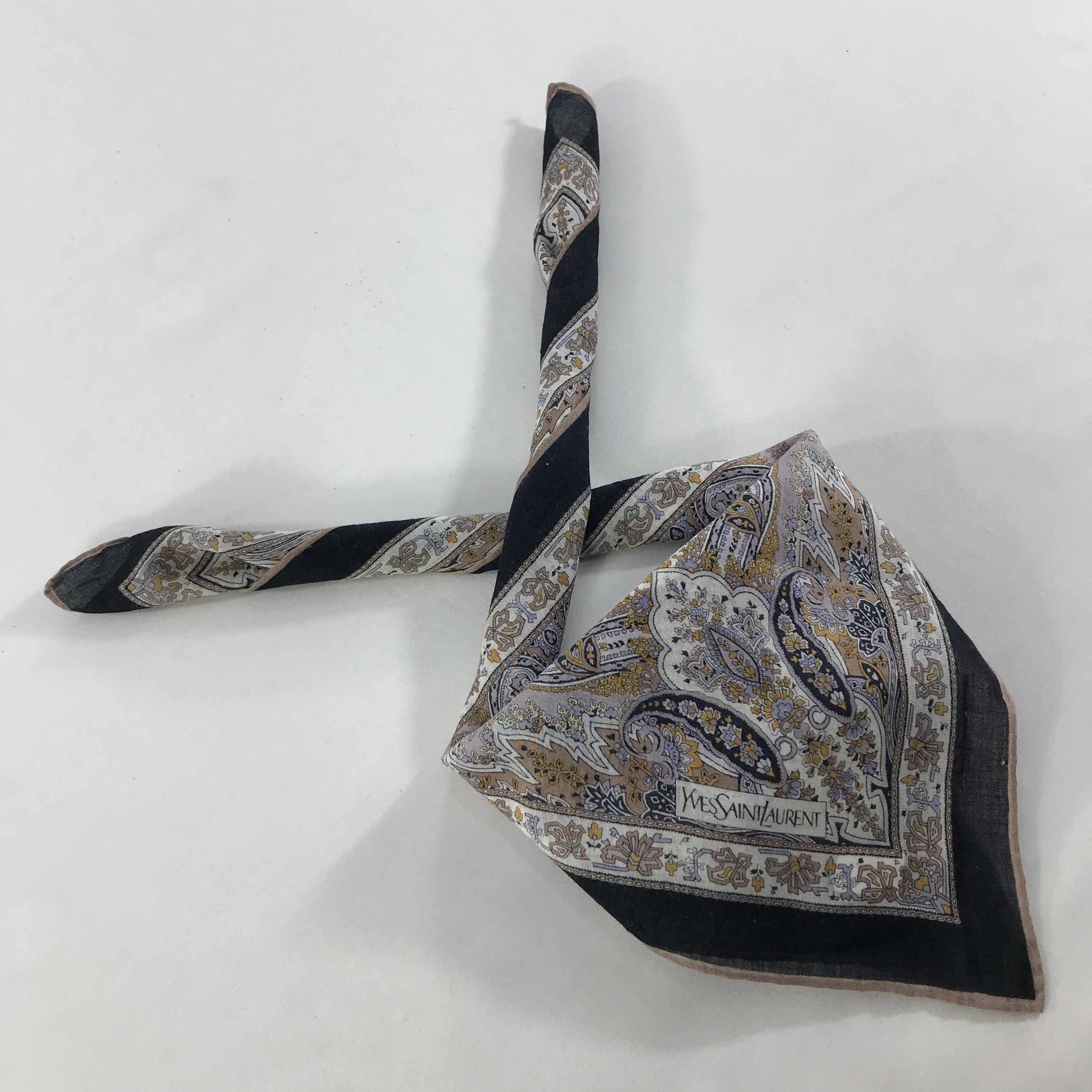 Vintage × Yves Saint Laurent Yves Saint Laurent Bandana /Handkerchief/Neckerchief -S1549 Size ONE SIZE - 4 Thumbnail