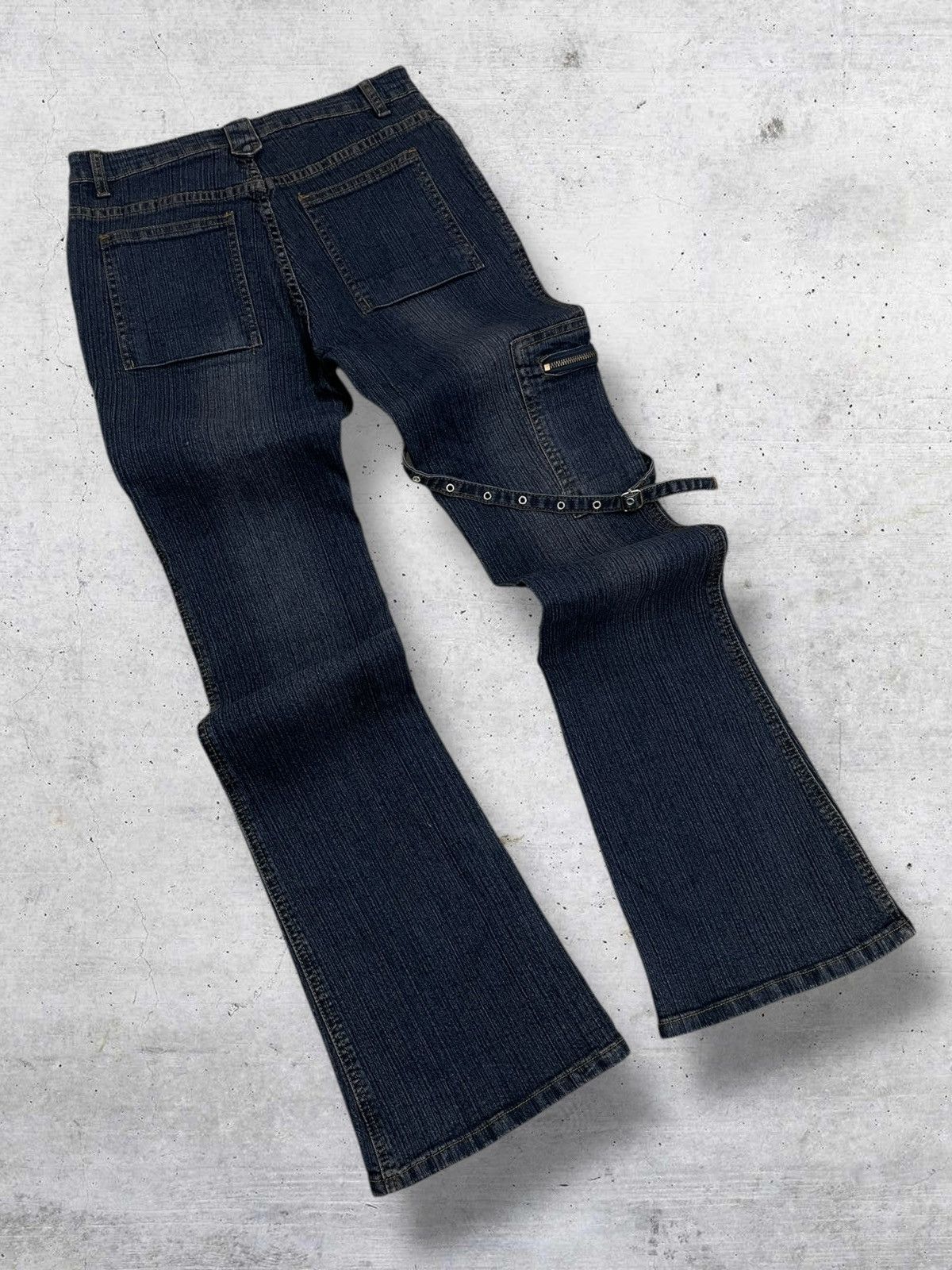 Beauty Beast VINTAGE HAPHAZARD 90S JAPAN DESIGNER FLARED BONDAGE OG DENIM Size US 27 - 10 Thumbnail