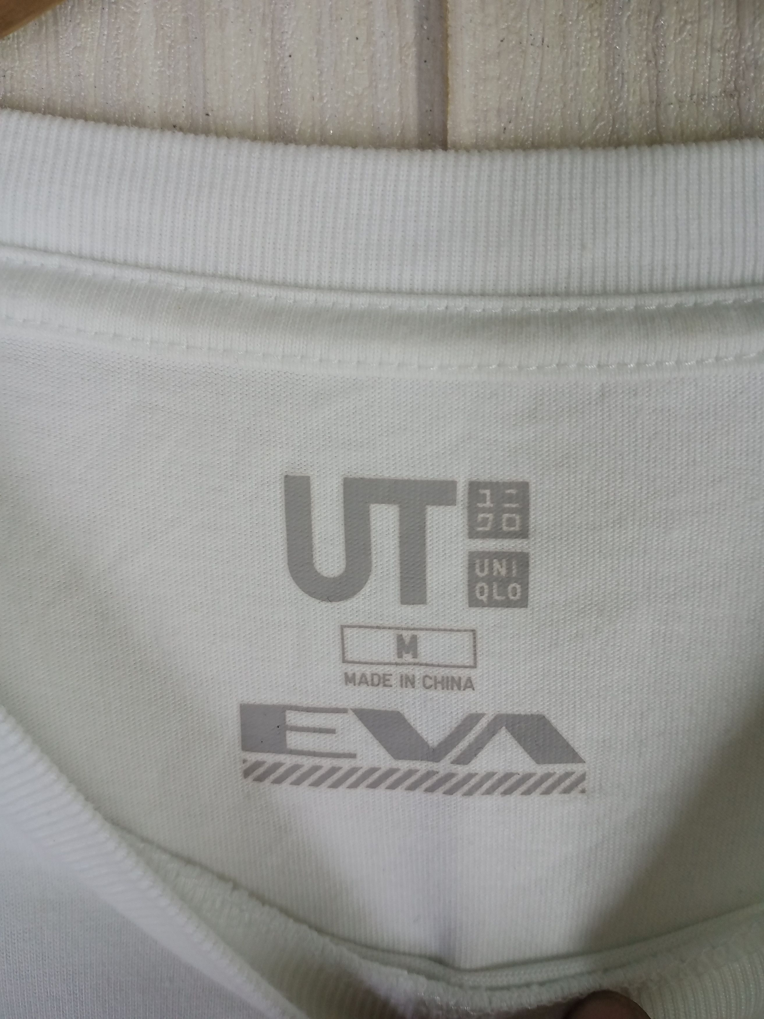 Anime Vintage Neon Genesis Evangelion Tshirt Size US M / EU 48-50 / 2 - 4 Thumbnail