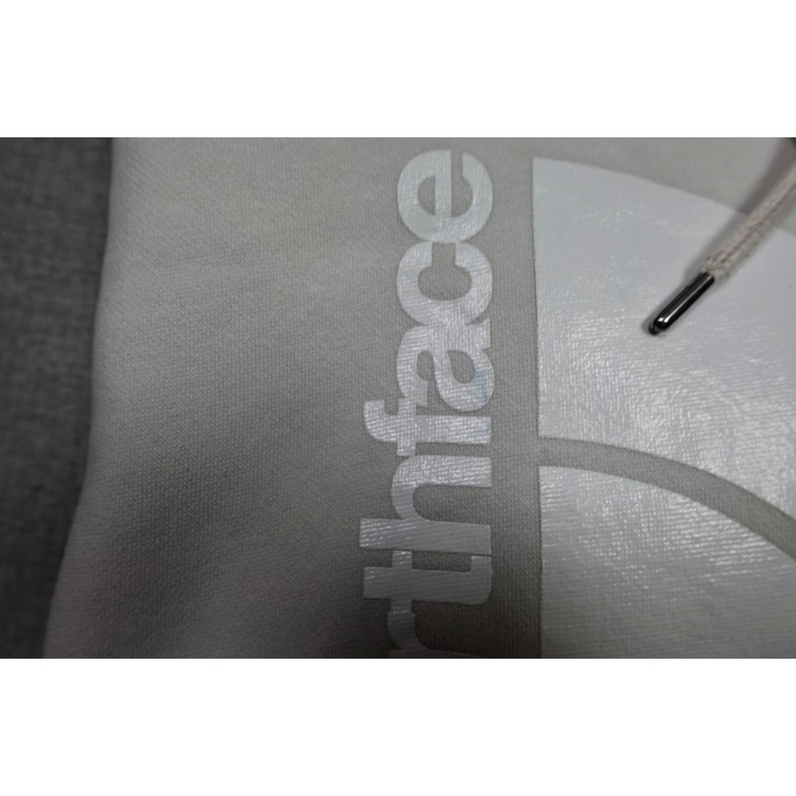 The North Face The North Face Sweatshirt Mens Hoodie White Fleece Logo Graphic Print Pullover Hoodie Outdoor Hiking 2010s Men Size L Size US L / EU 52-54 / 3 - 4 Thumbnail