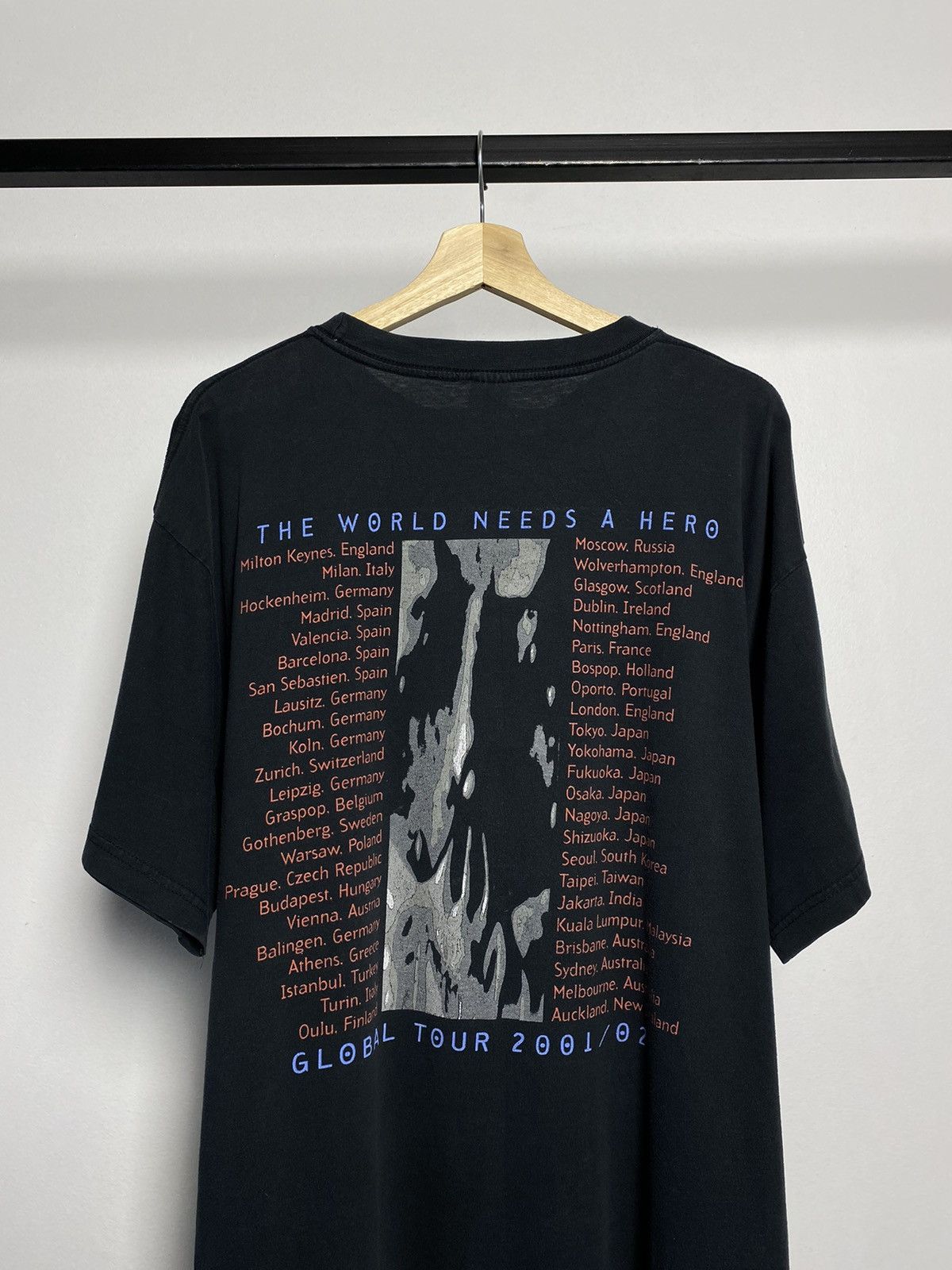 Band Tees × Megadeth × Vintage Vintage 2001 Megadeth The World Needs a Hero Global Tour Size US XL / EU 56 / 4 - 4 Thumbnail
