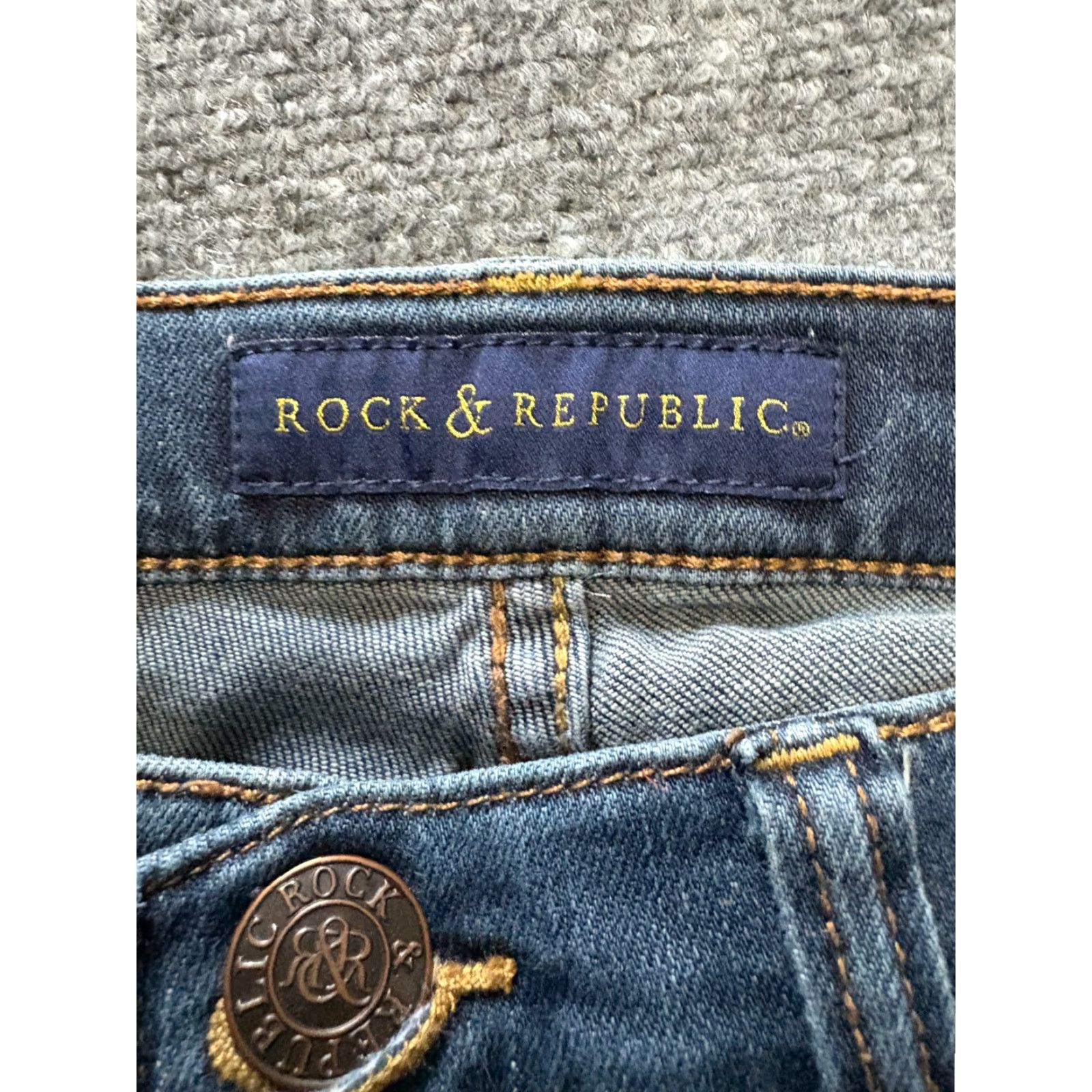 Vintage ROCK & REPUBLIC Jeans Womens Size 10 Blue RN 130273 Jeans Women Regular Tapered Pockets Denim RN130273 Size 32" / US 10 / IT 46 - 4 Thumbnail