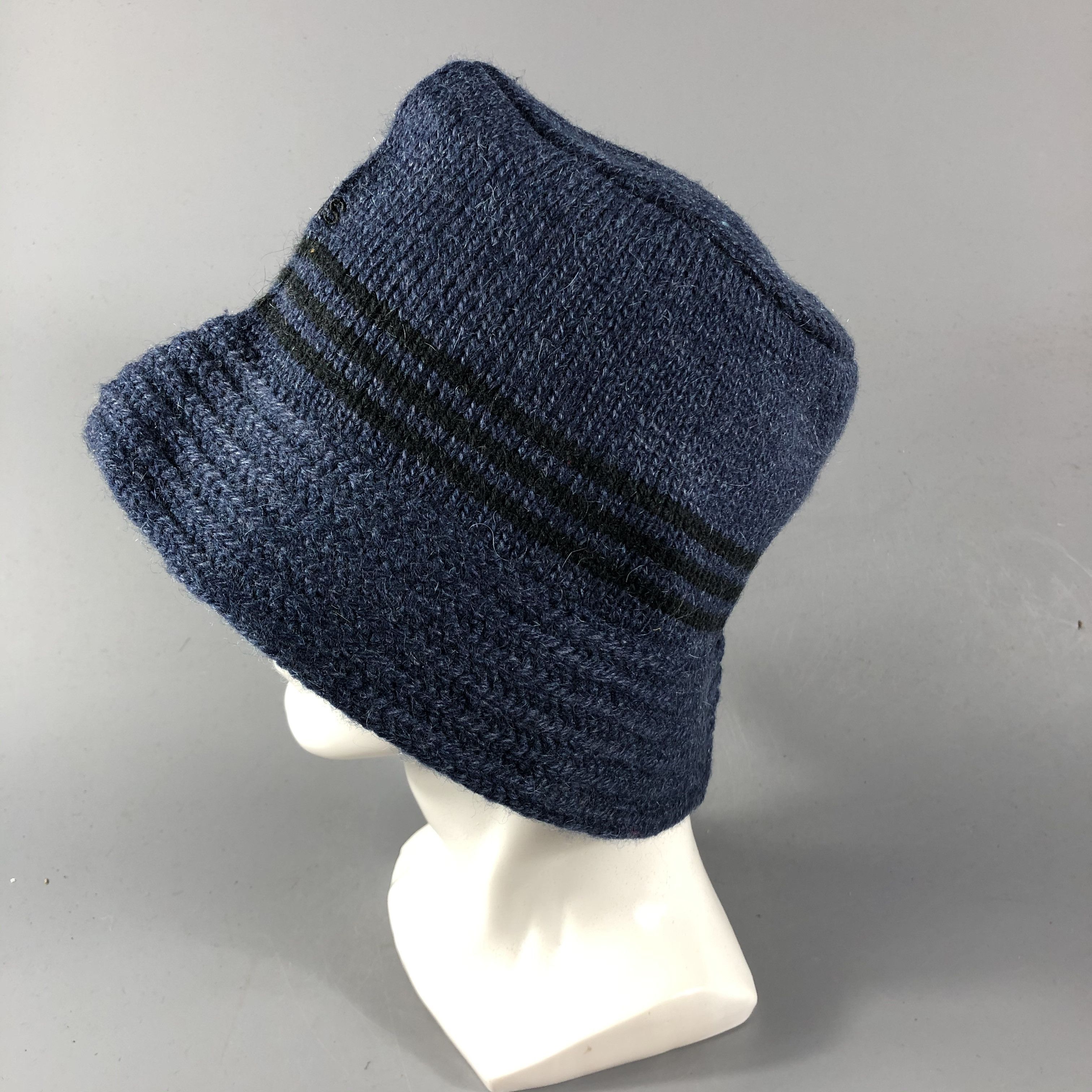 Adidas Adidas Wool Bucket Hat Beanie Snowcap Snow Hat B628 Size ONE SIZE - 2 Thumbnail