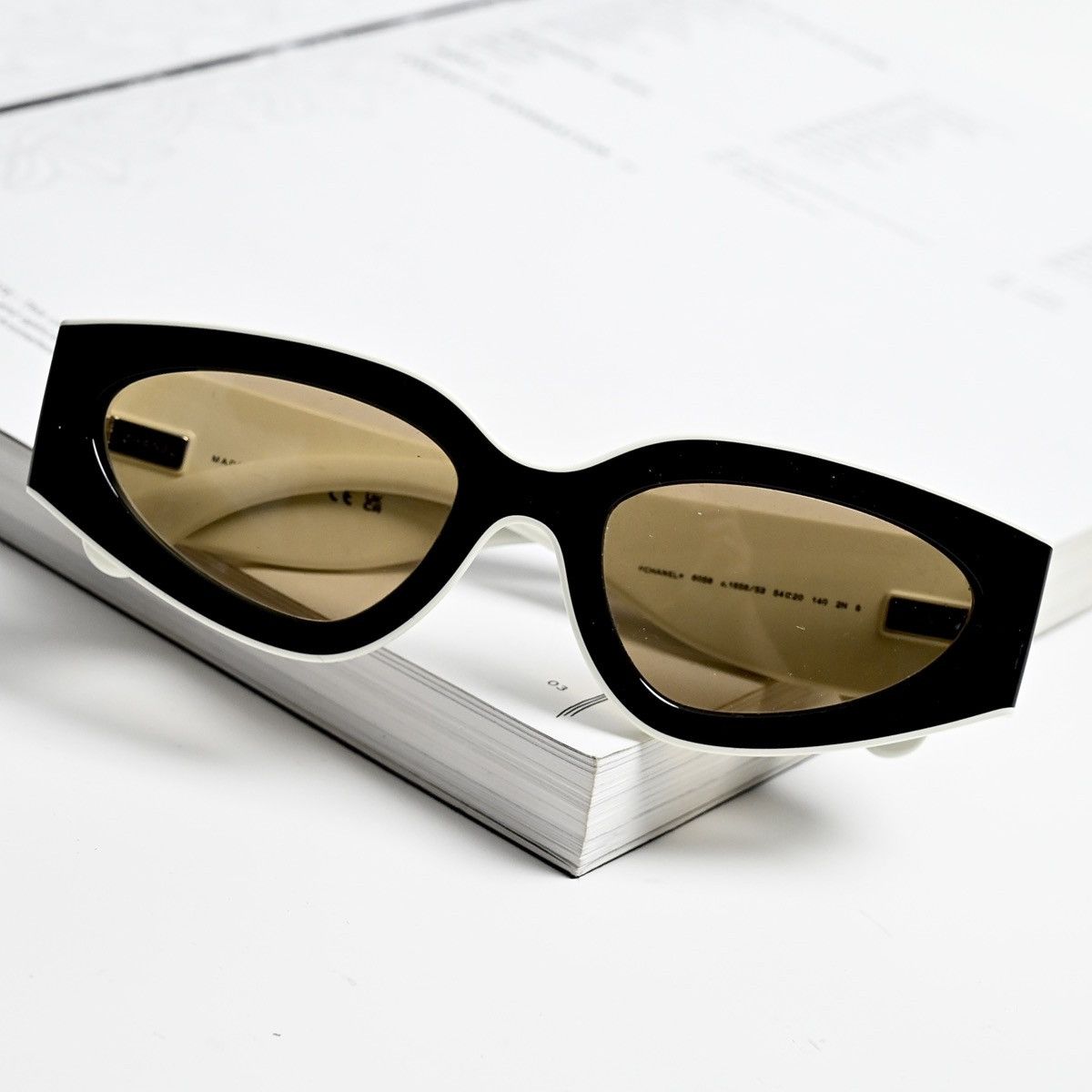 Chanel CHANEL 0CH6056 165653 BLACK WHITE BROWN SUNGLASSES Size ONE SIZE - 8 Thumbnail