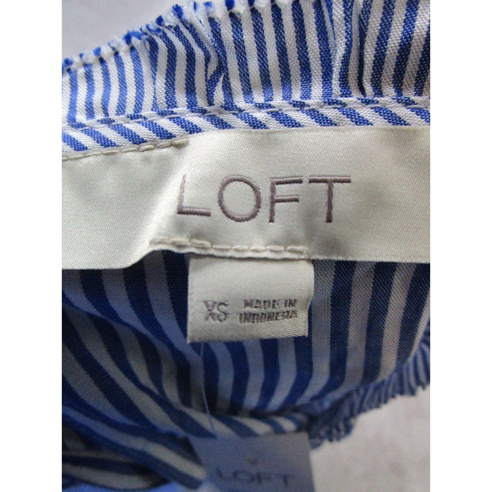 Loft VINTAGE Loft Blouse Womens XS Sleeveless Round Neck Button Casual Summer Spring Fall Blue White 90s Womens Size XS / US 0-2 / IT 36-38 - 3 Thumbnail