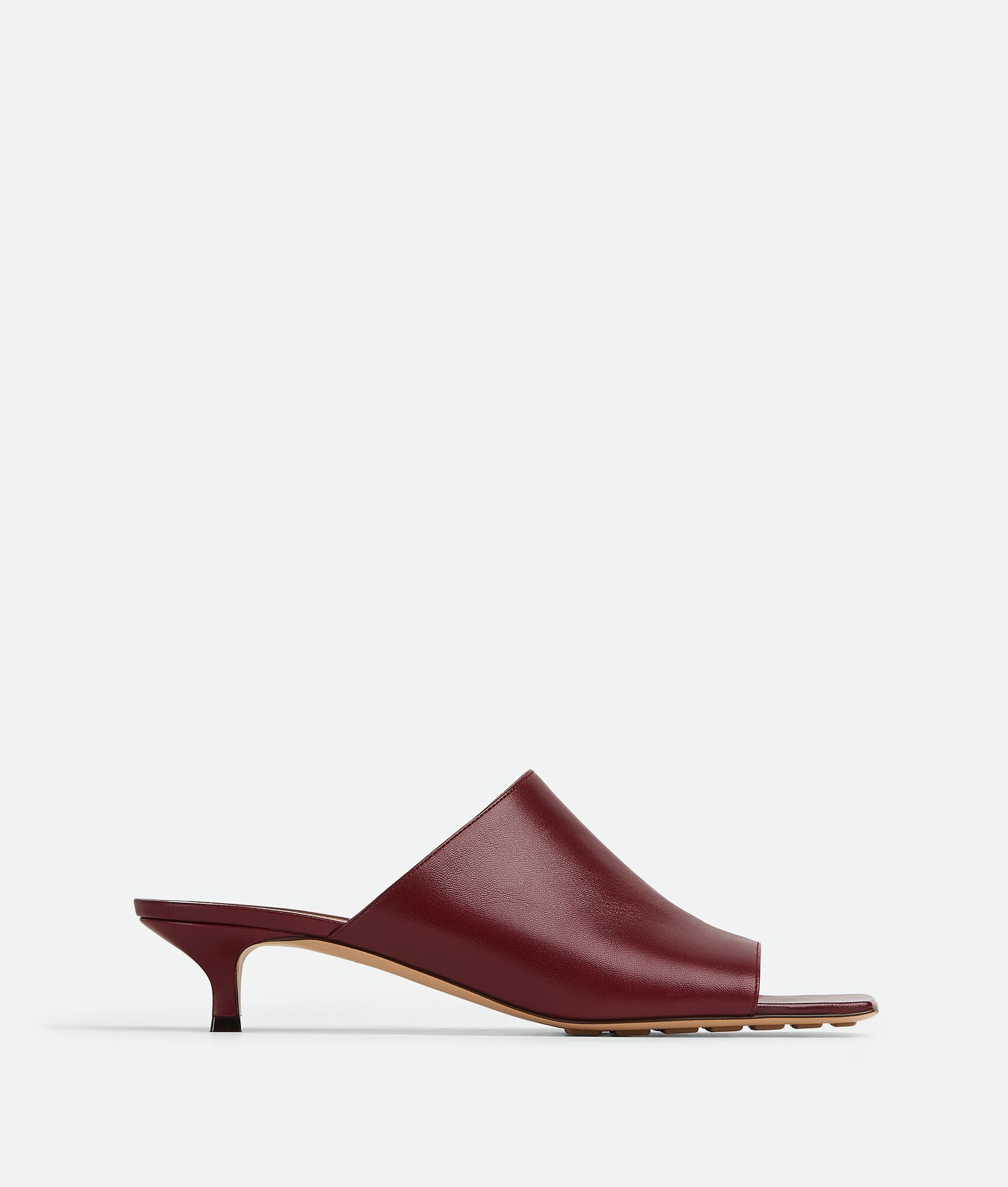 Bottega Veneta o1n1vont1024 Stretch Sandals Mules in Merlot Size US 8 / IT 38 - 1 Thumbnail