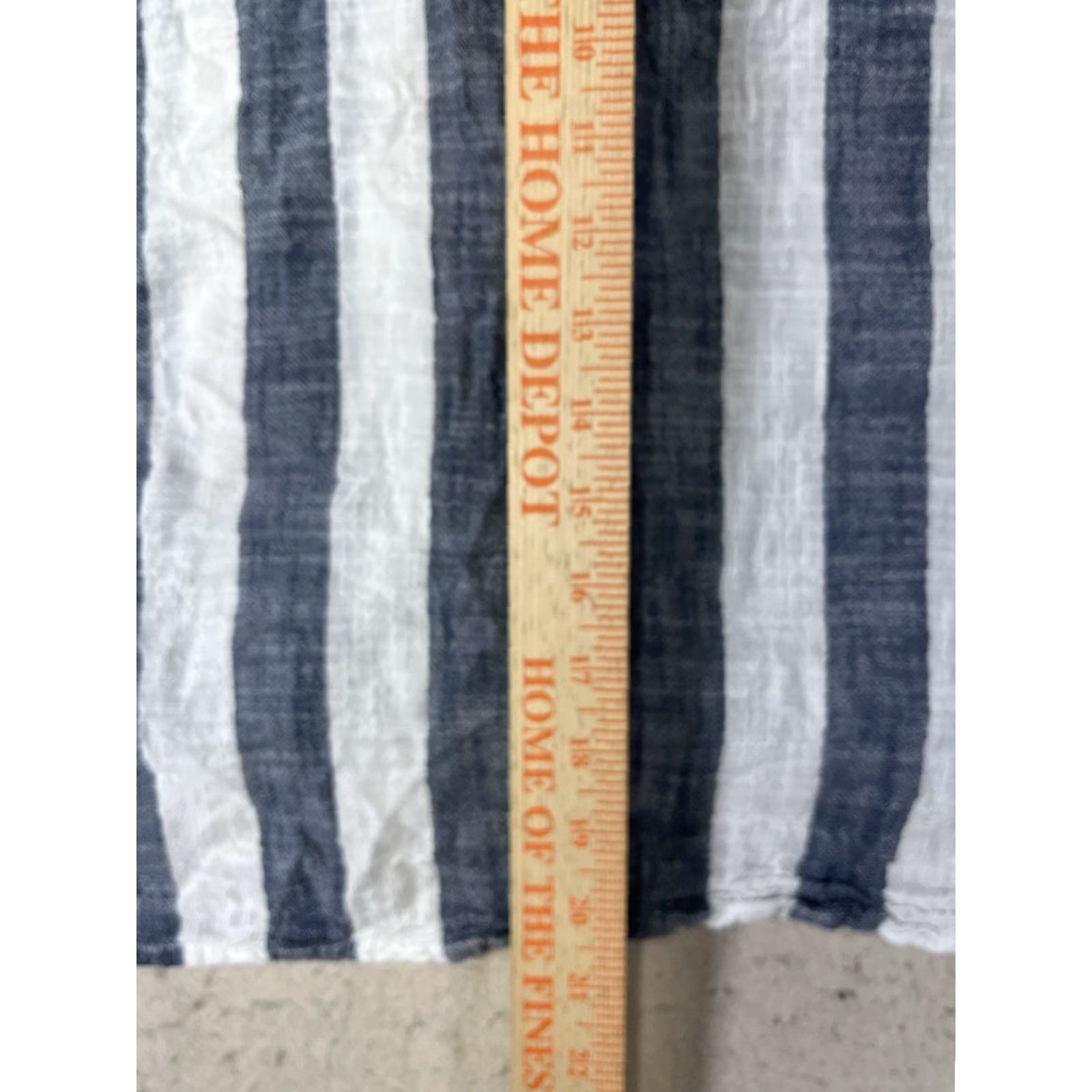 Vintage Studio West Blouse Top Womens S Gray White Striped High Low Slit V Neck Size S / US 4 / IT 40 - 4 Thumbnail