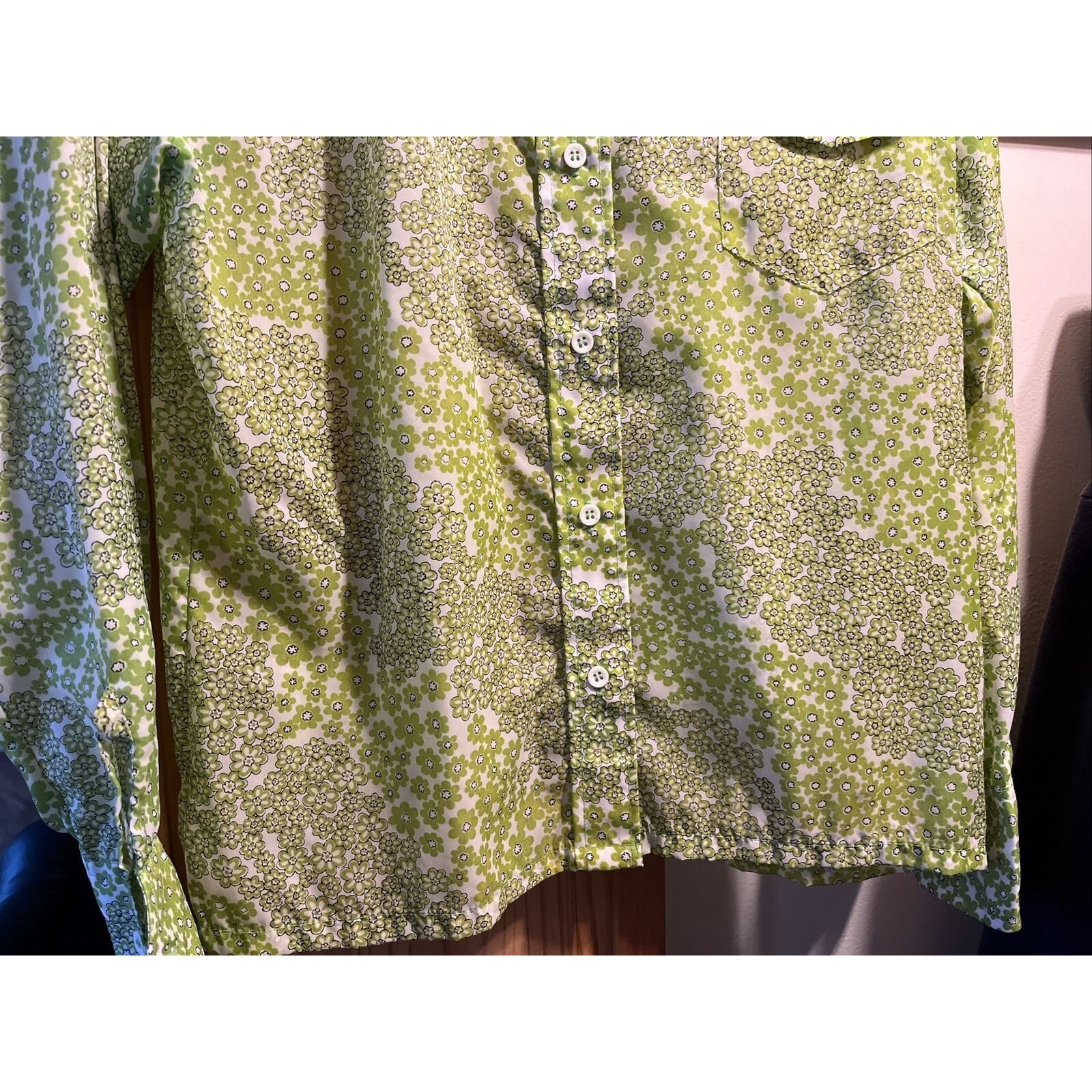 Other Skyr Vintage Womens M Shirt Green Nylon Disco Floral Button Size M / US 6-8 / IT 42-44 - 7 Thumbnail