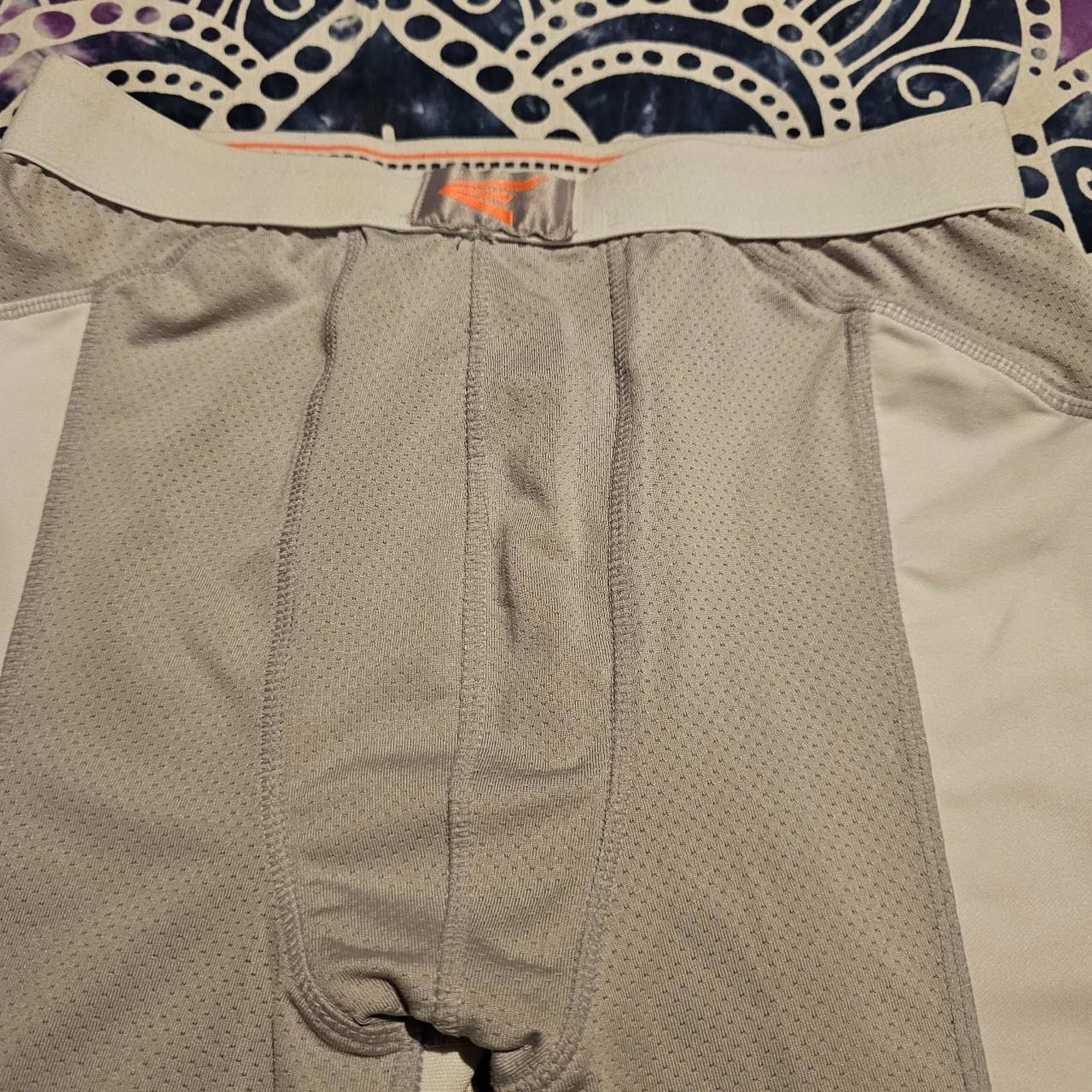 Designer Men's Grey and White Easton Performance Shorts Size US 32 / EU 48 - 4 Thumbnail