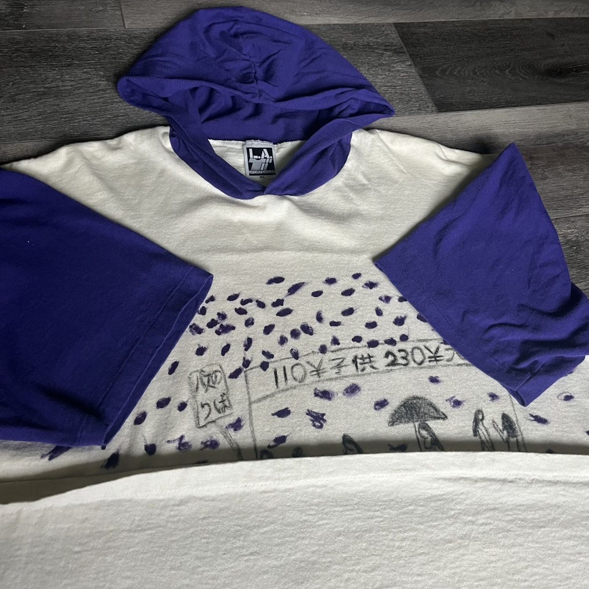 Other Vintage Xuan Khanh Nguyen Abstract Art Logo Hooded Tee Shirt Size US XL / EU 56 / 4 - 6 Thumbnail