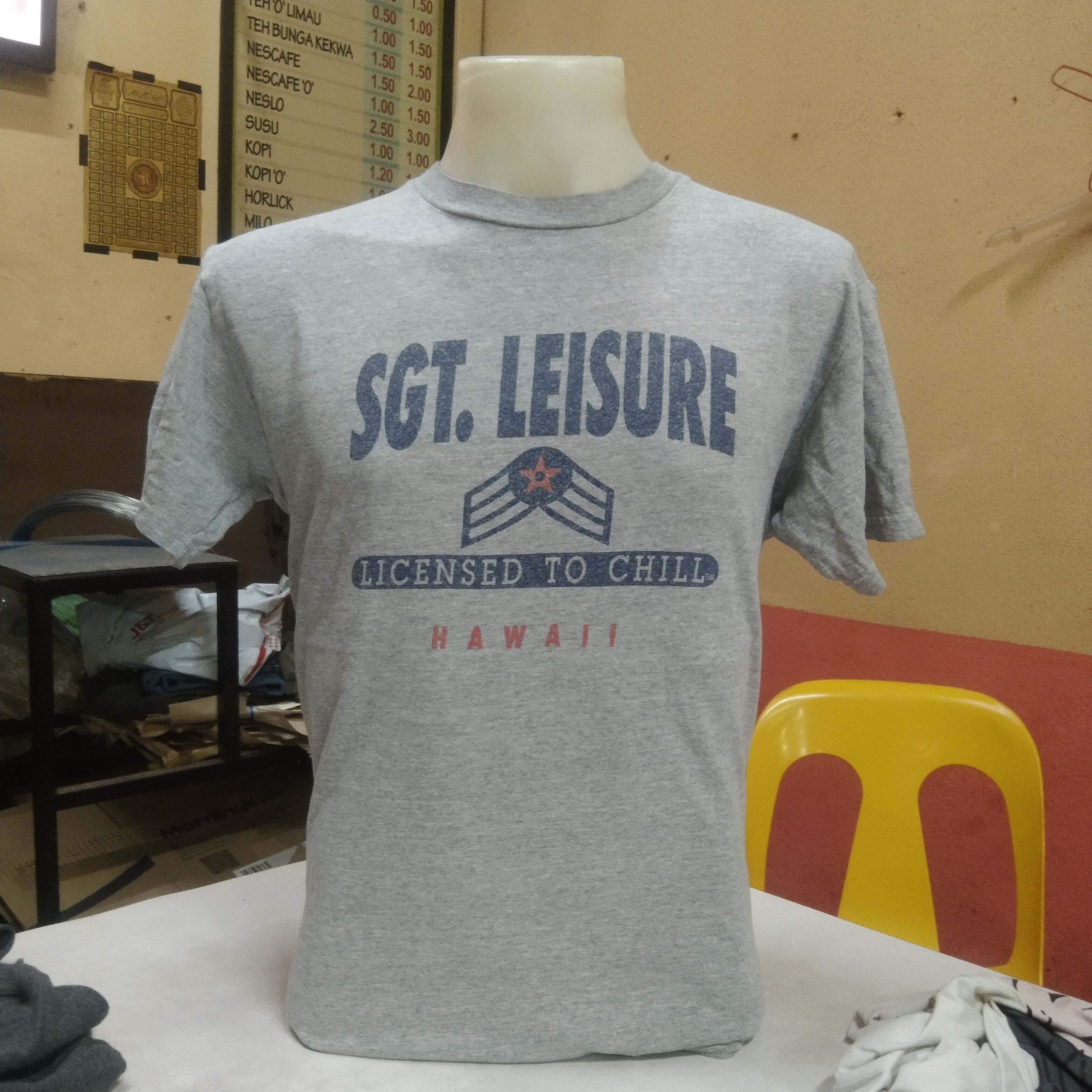 Vintage Vintage 90s Sgt. leisure License to chill tee Size US M / EU 48-50 / 2 - 2 Thumbnail