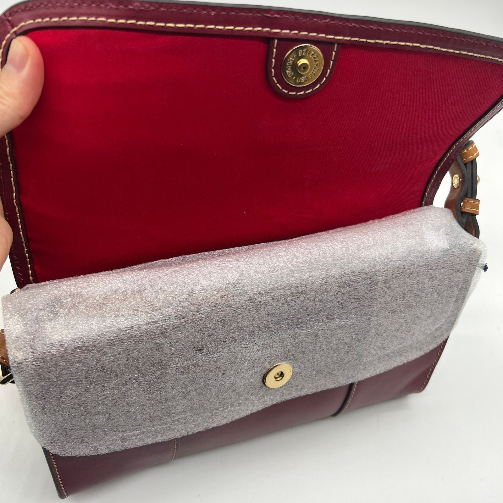 Dooney & Bourke Dooney & Bourke Wexford Leather Casey Clutch Mulberry Size ONE SIZE - 6 Thumbnail
