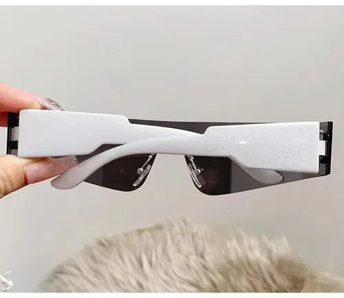 Electric Visual One Piece Flat Top Y2K Rimless Unisex Sunglasses Size ONE SIZE - 3 Thumbnail