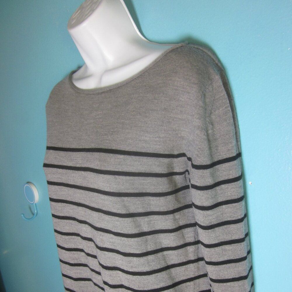 3.1 Phillip Lim 3.1 Phillip Lim Size XS Gray Striped Merino Wool Long Sleeve Size XS / US 0-2 / IT 36-38 - 5 Thumbnail