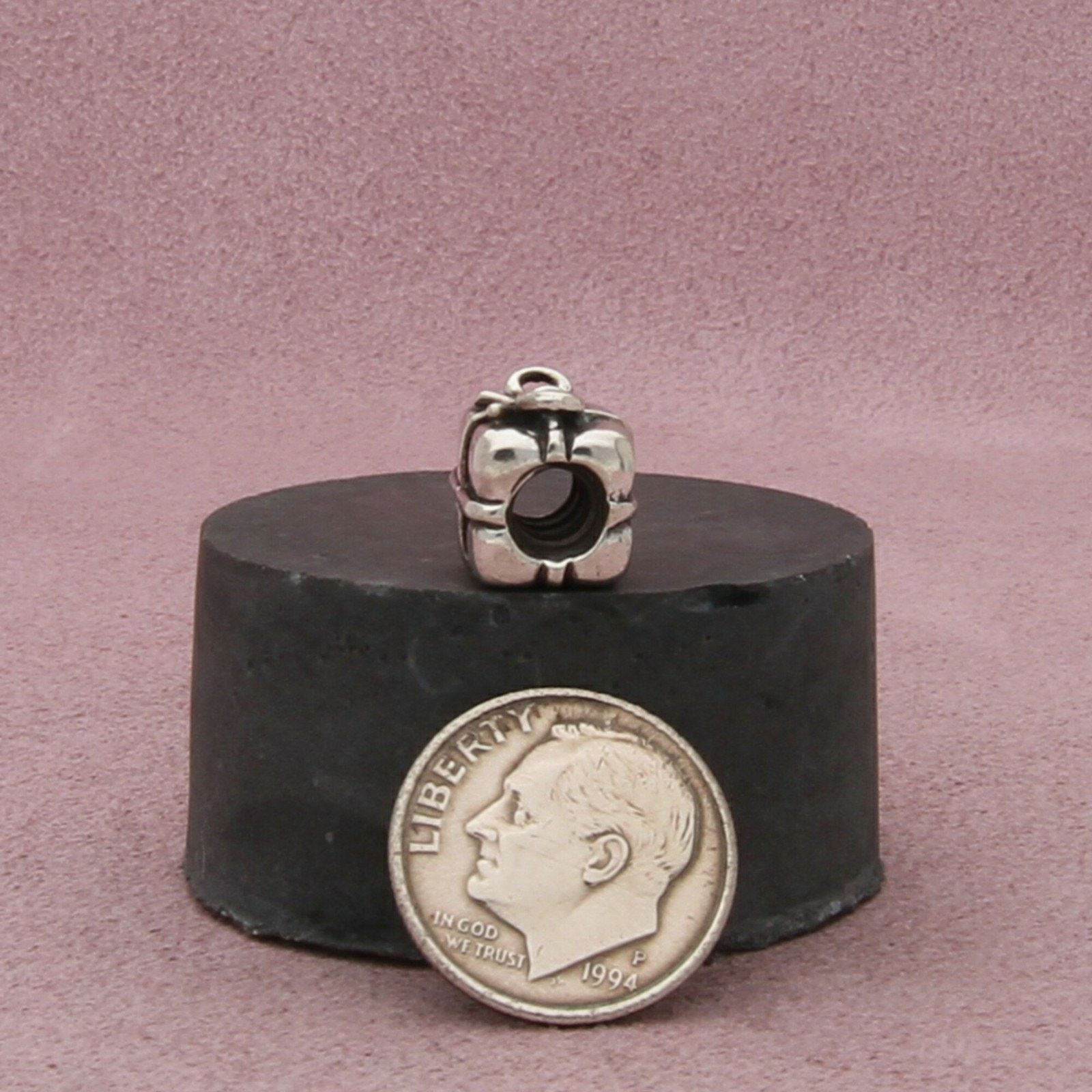 pandora pandora sterling silver present gift box bead (790300) charm Size ONE SIZE - 2 Thumbnail