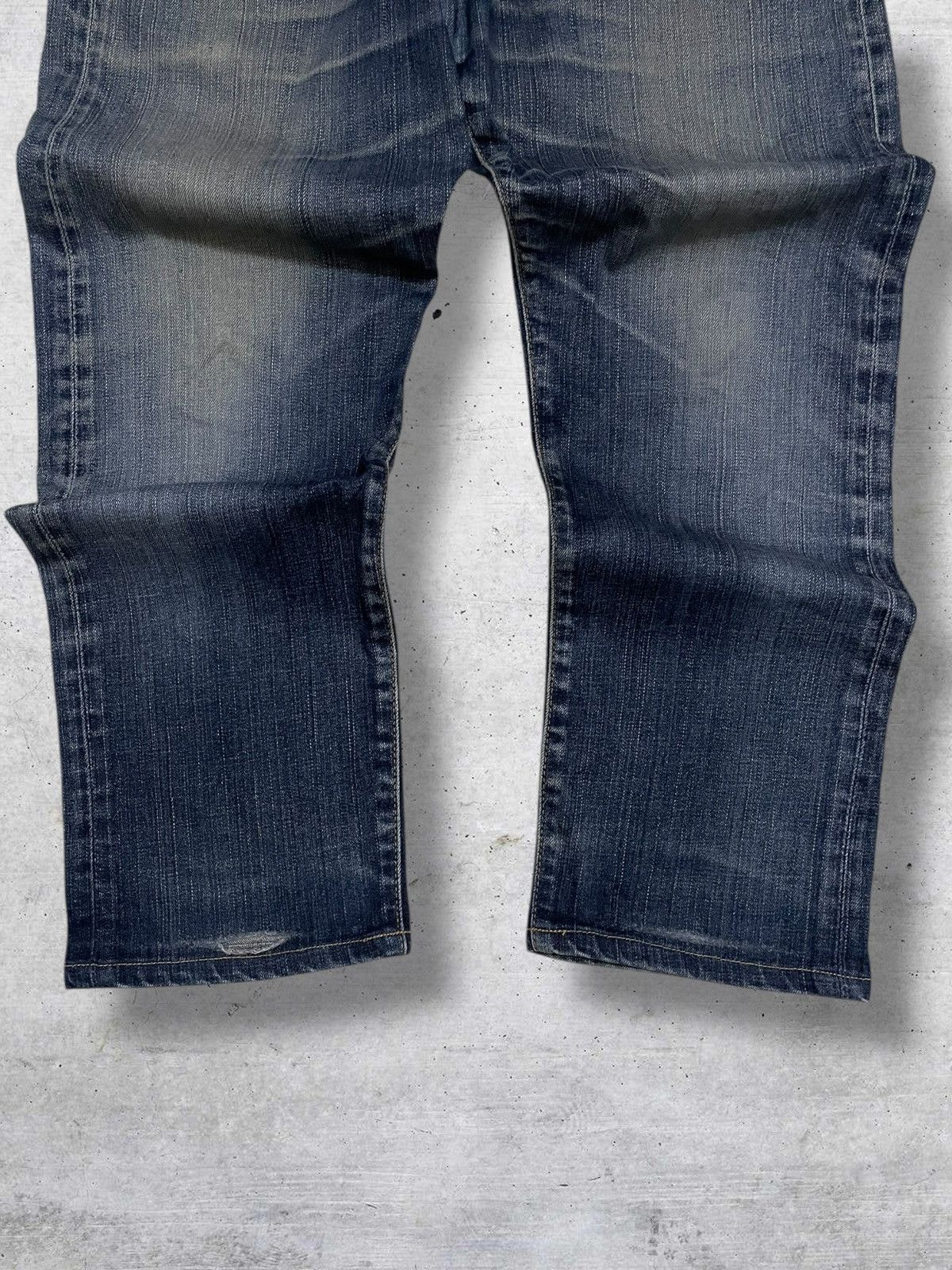 Levi's Vintage Clothing VINTAGE 705 LEVIS USA DESIGNER 90S RIPPED OLD BLUEWASH DENIM Size US 33 - 3 Thumbnail