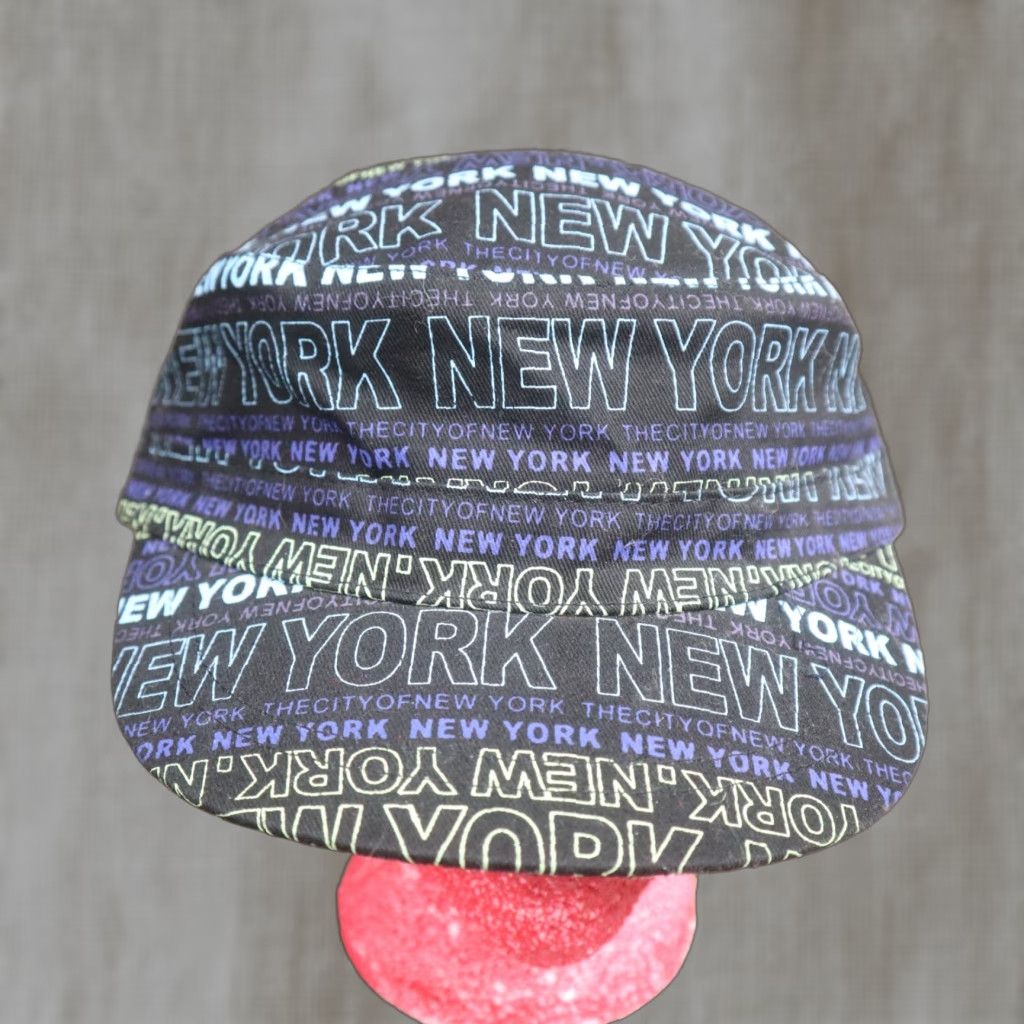 Vintage VINTAGE New York City All Over Pattern Adjustable Strapback Hat Men Black City 90s Urban Size ONE SIZE - 1 Thumbnail