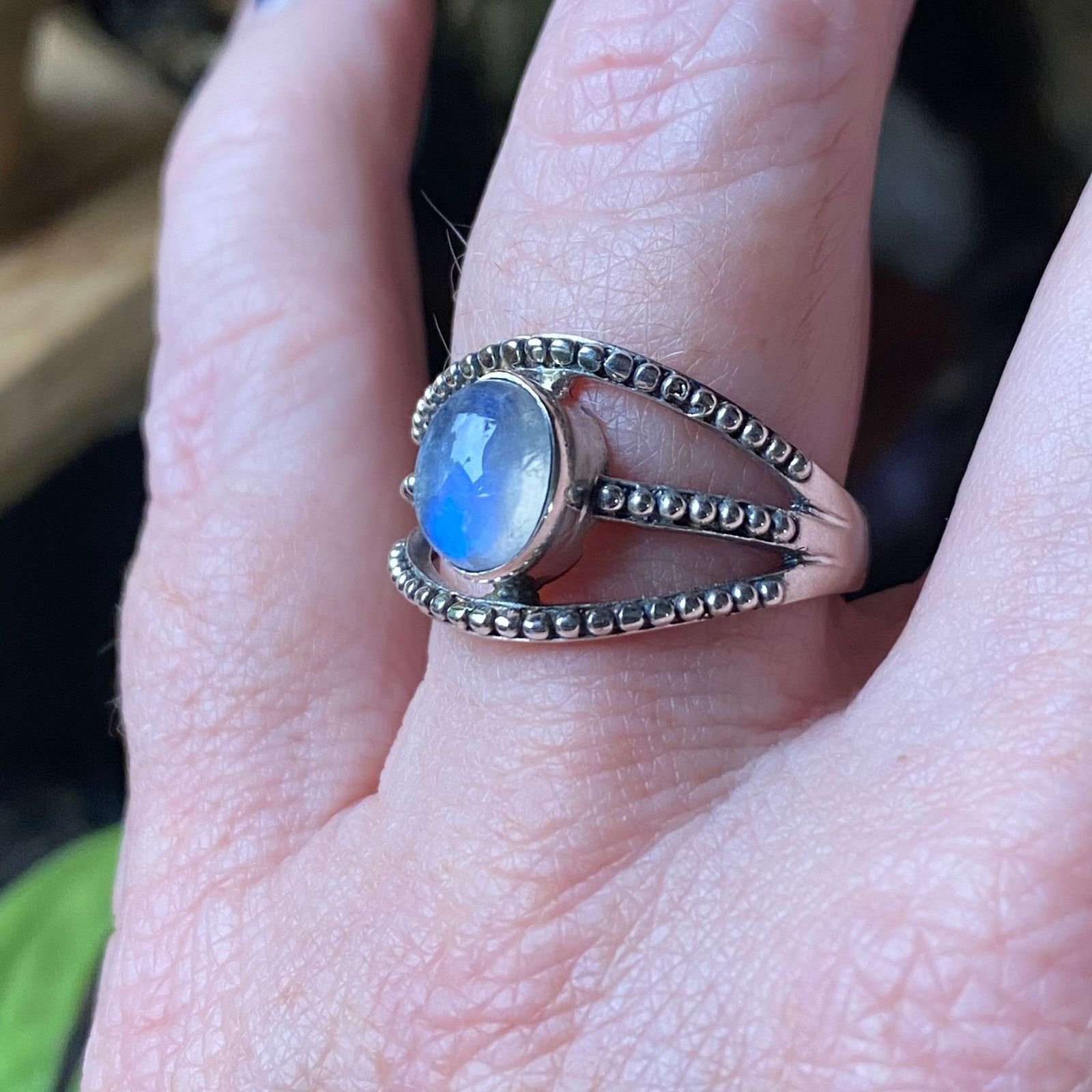 The Unbranded Brand Moonstone Sterling Silver Ring Size 9 Size ONE SIZE - 7 Thumbnail