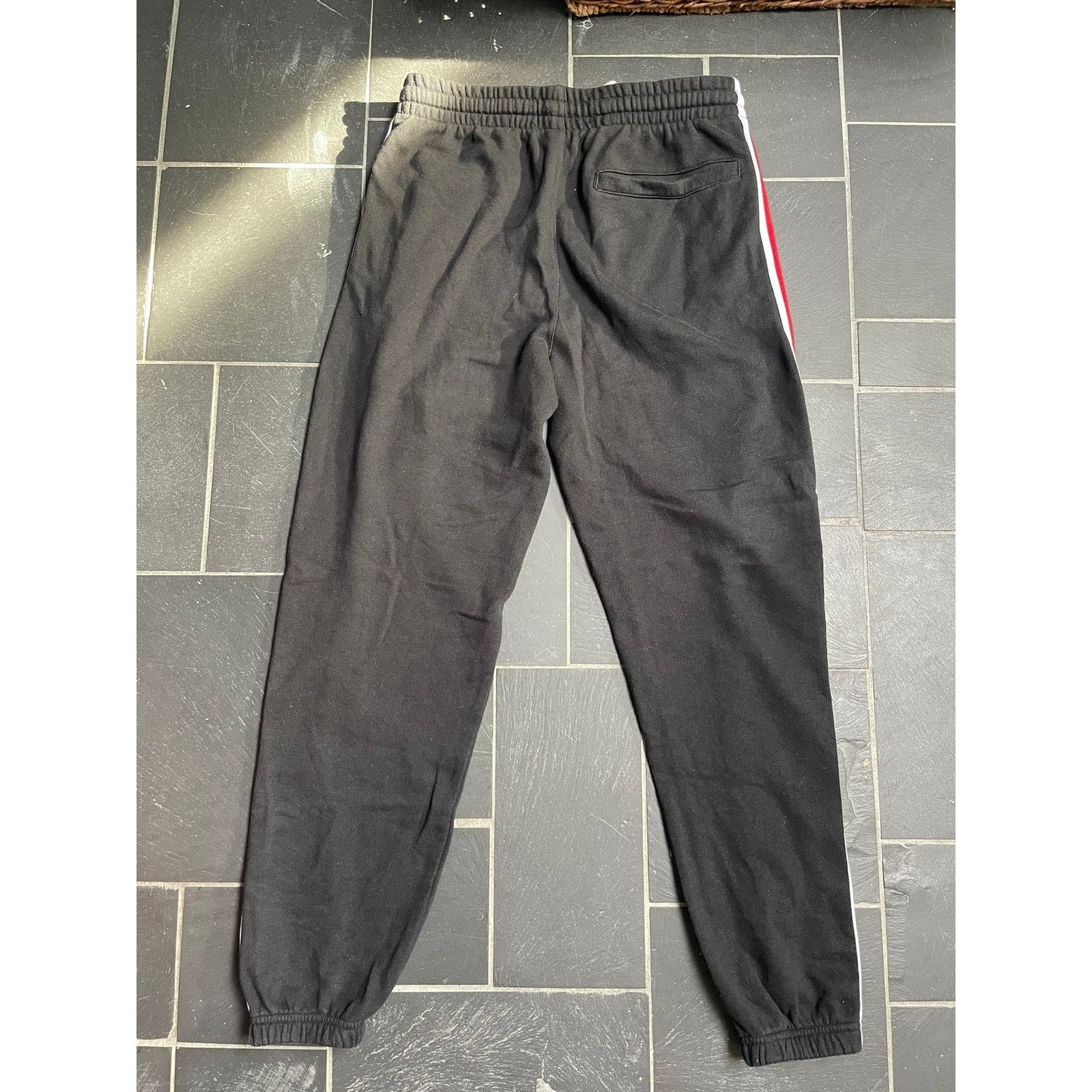 Cotton On White Red Striped Black Sweatpants Joggers Size Small Size US 31 - 3 Thumbnail