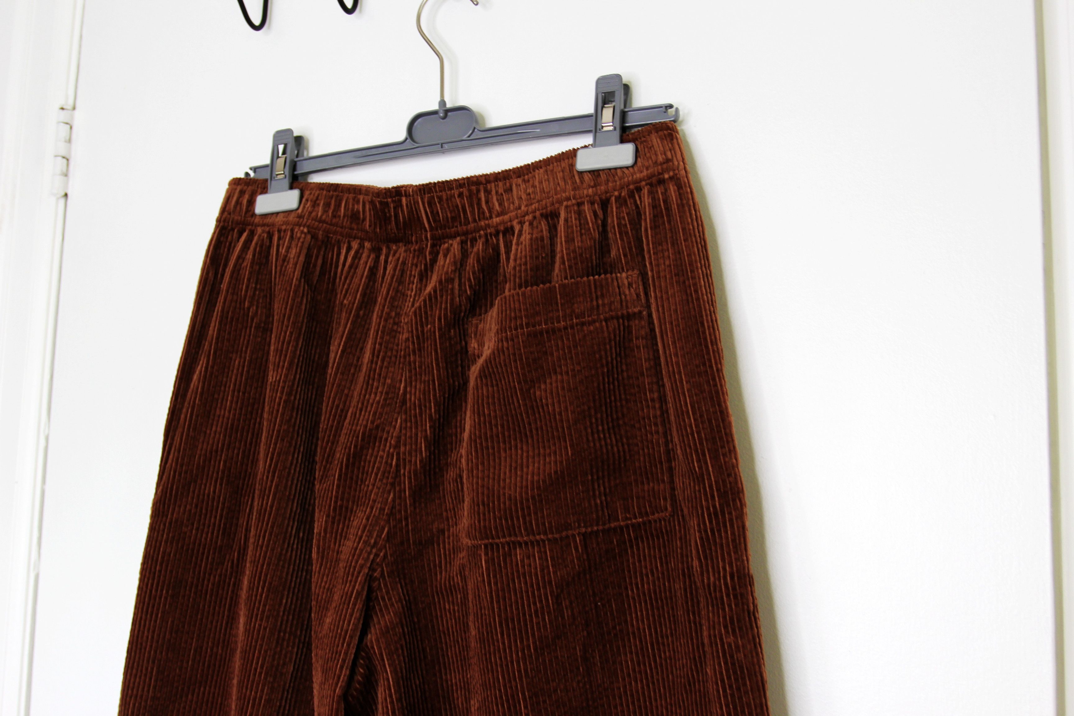 Wood Wood BNWT SS25 WOOD WOOD BRETT CORDUROY SHORTS M Size US 32 / EU 48 - 6 Thumbnail
