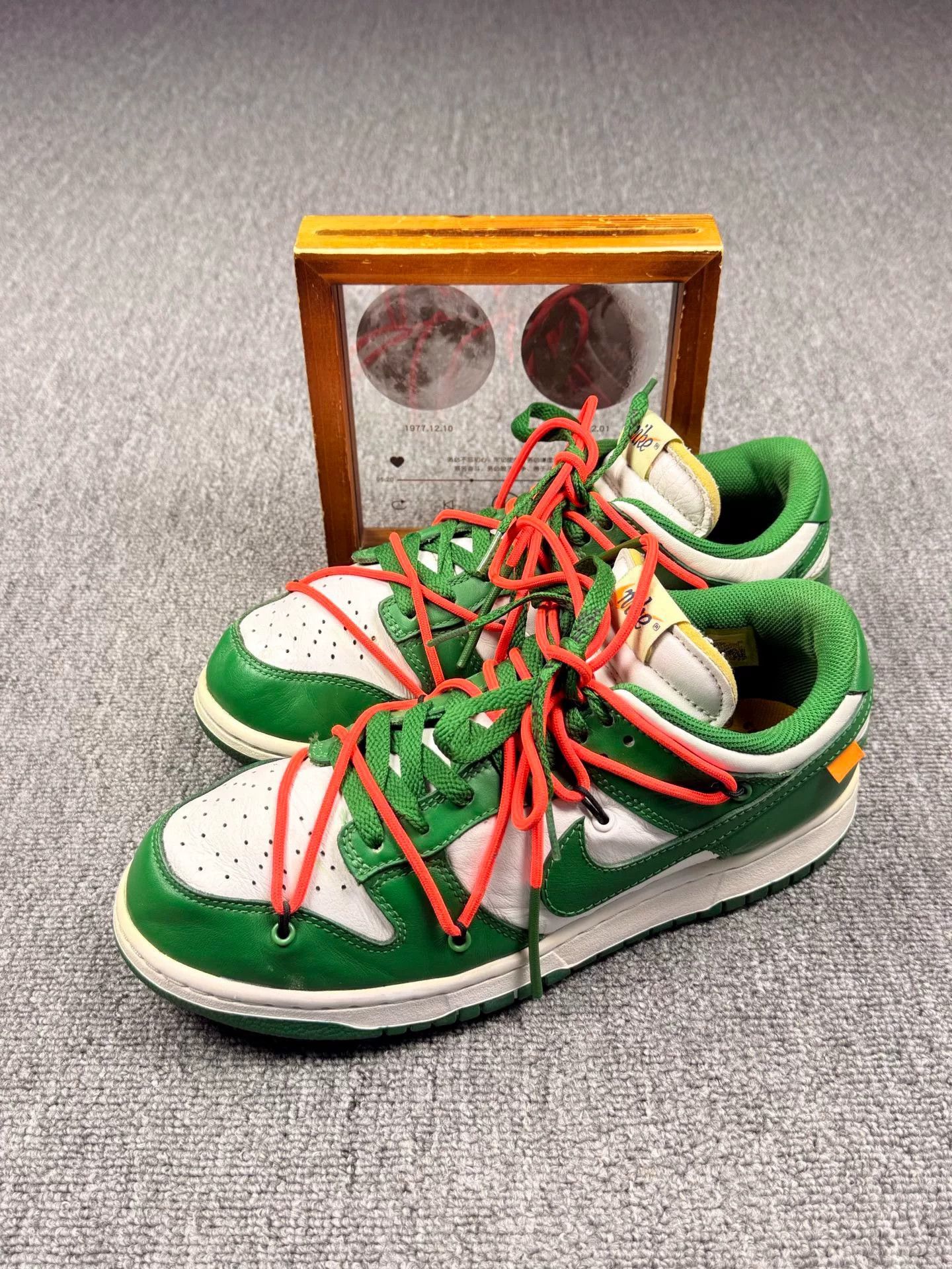 Nike Nike DUNK Green Lowtop Sneakers 9 Men Size US 9 / EU 42 - 1 Thumbnail