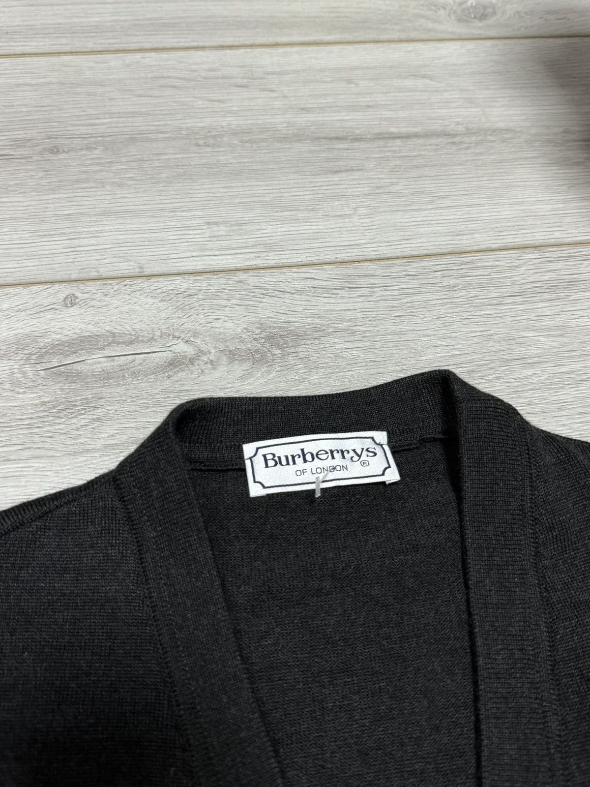 Burberry Burberry vintage wool sweater buttons sweater pockets Size US XL / EU 56 / 4 - 5 Thumbnail
