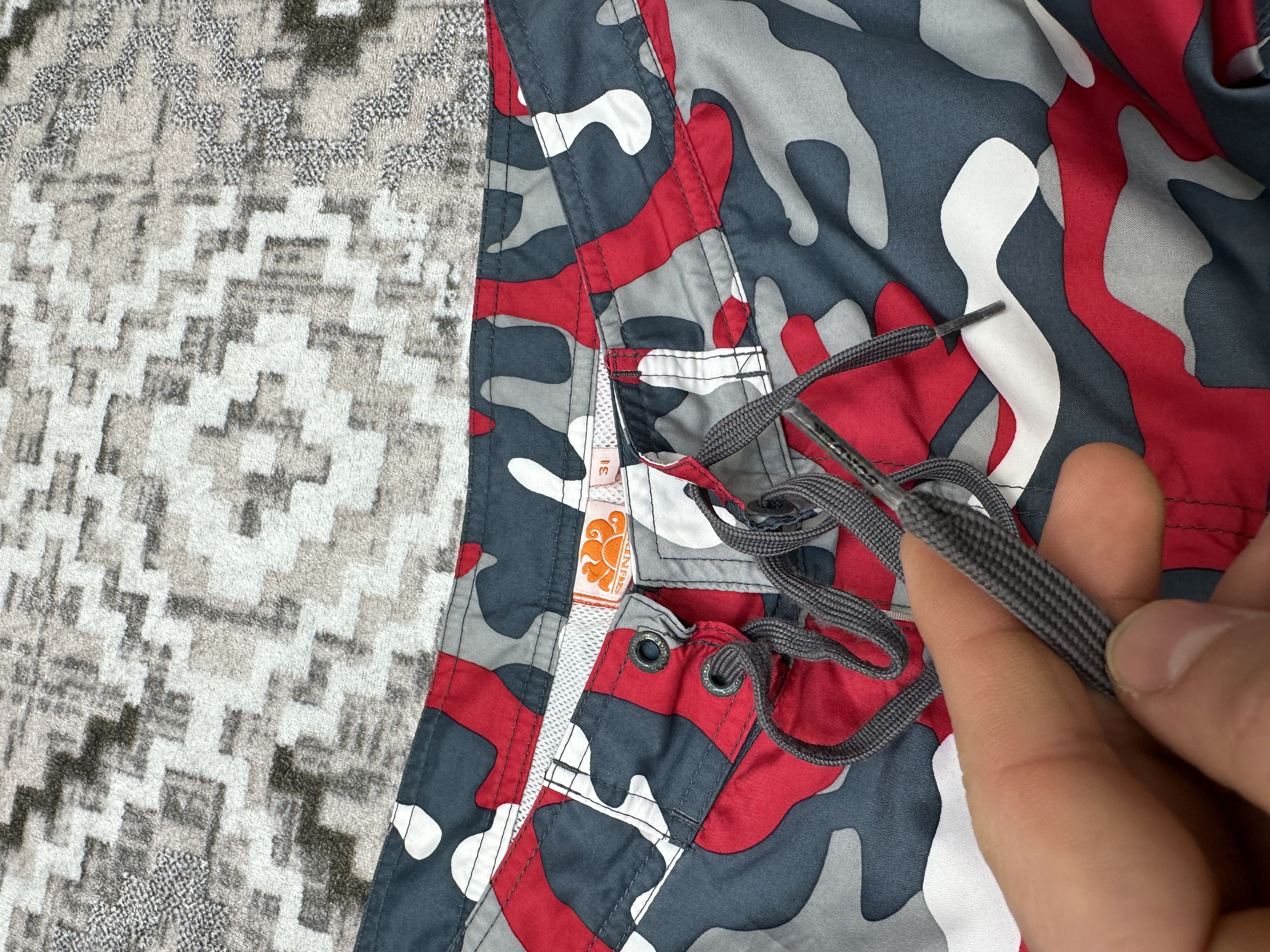 Sundek Sundek 31 Camouflage Beach Shorts Trunks BathSuit Size 31 S Size US 31 - 7 Thumbnail