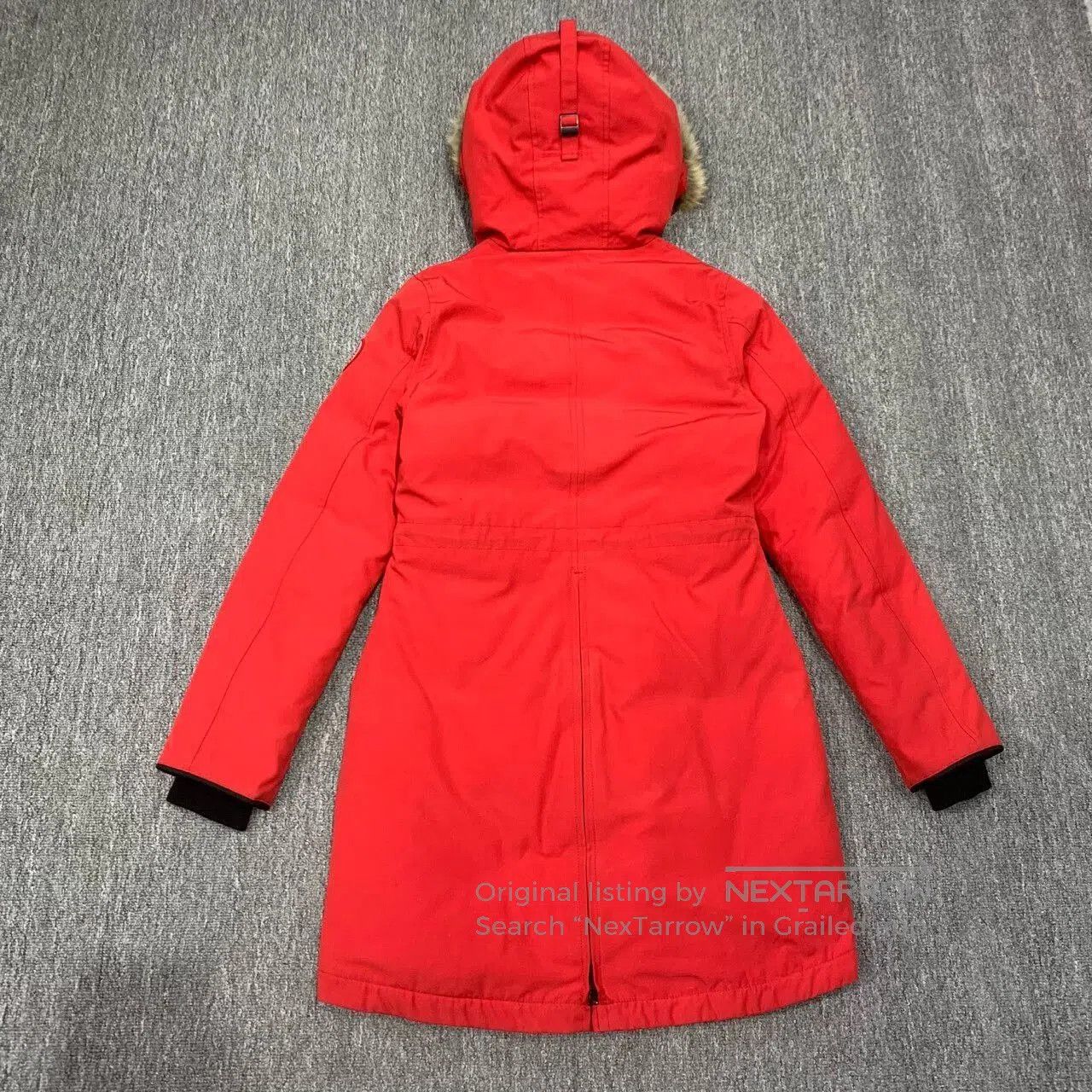 Canada Goose red long down jacket from Canada Goose. Size XS / US 0-2 / IT 36-38 - 2 Thumbnail