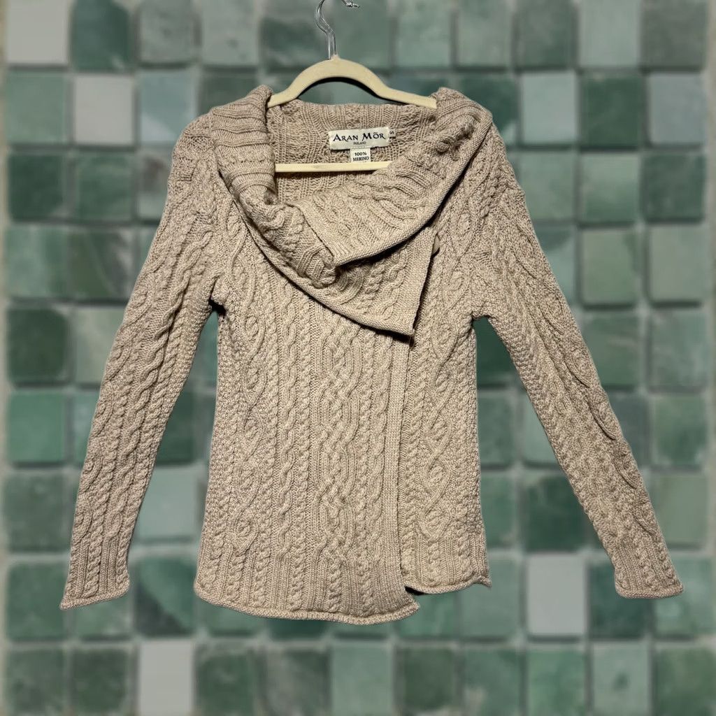 Vintage Aran Mor Ireland Sweater Cardigan Wool Cable-Knit S Women Brown Beige Merino Wool Small Pullover Shirt? Size S / US 4 / IT 40 - 1 Thumbnail